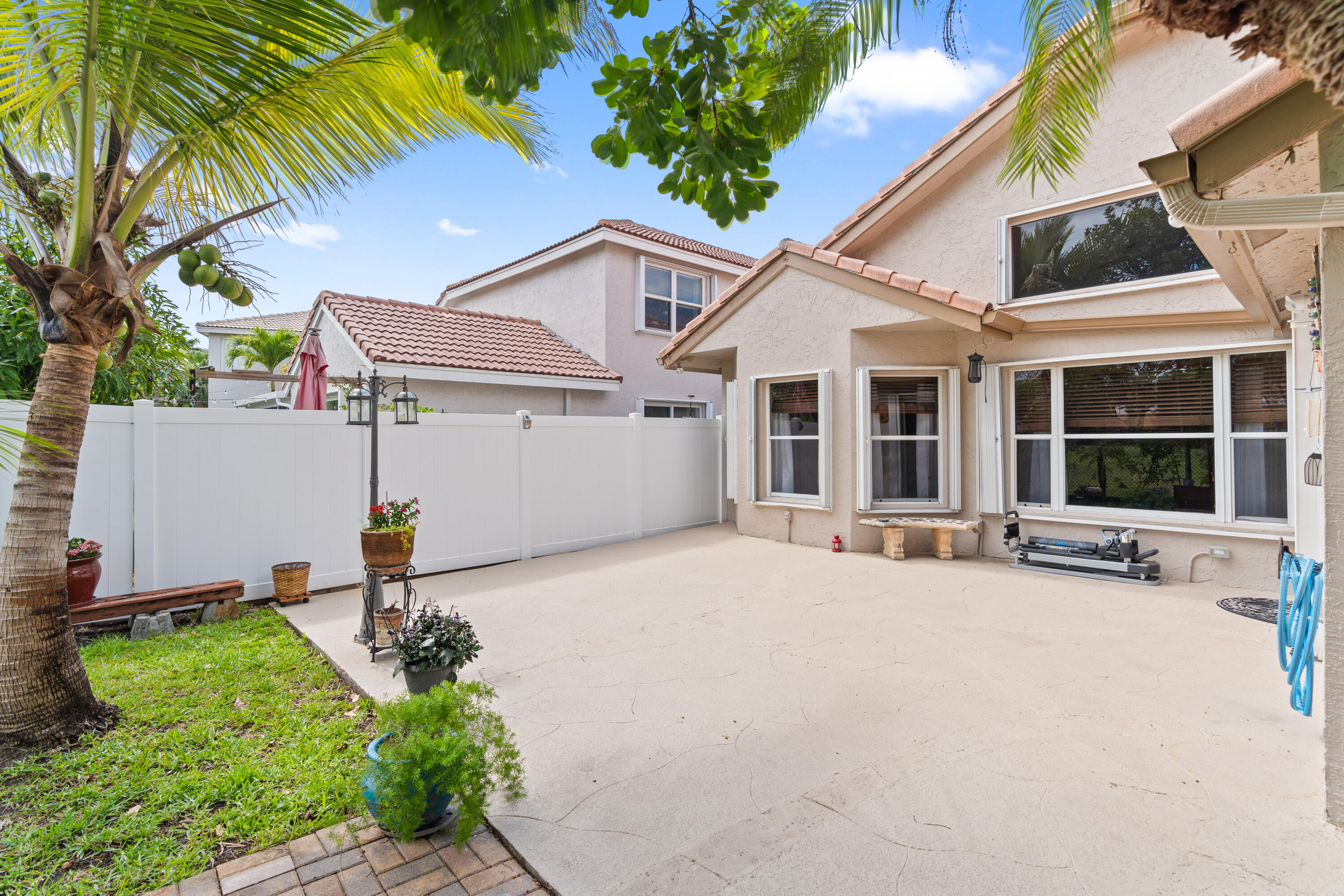 SILVER LAKES - Residential