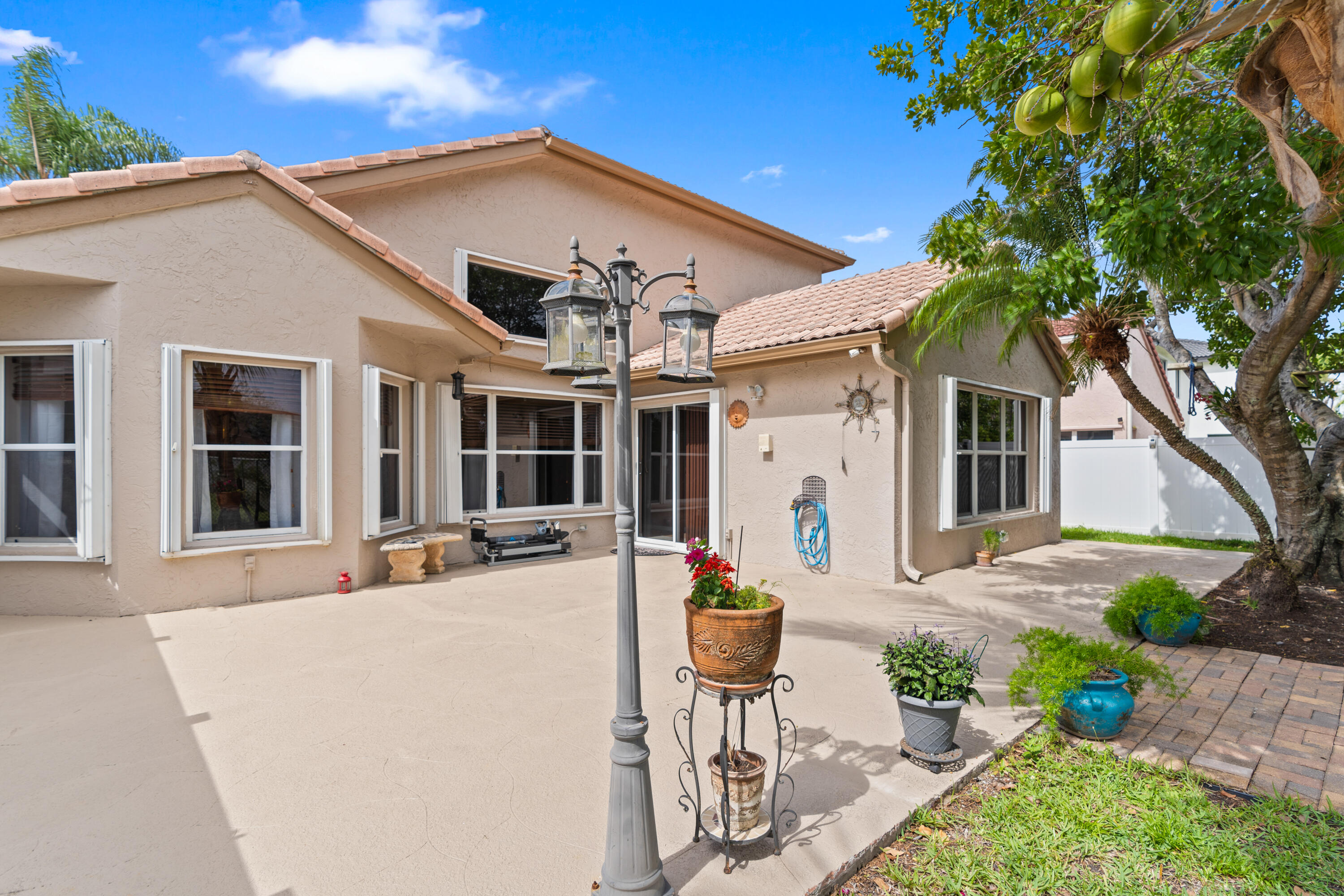 SILVER LAKES - Residential