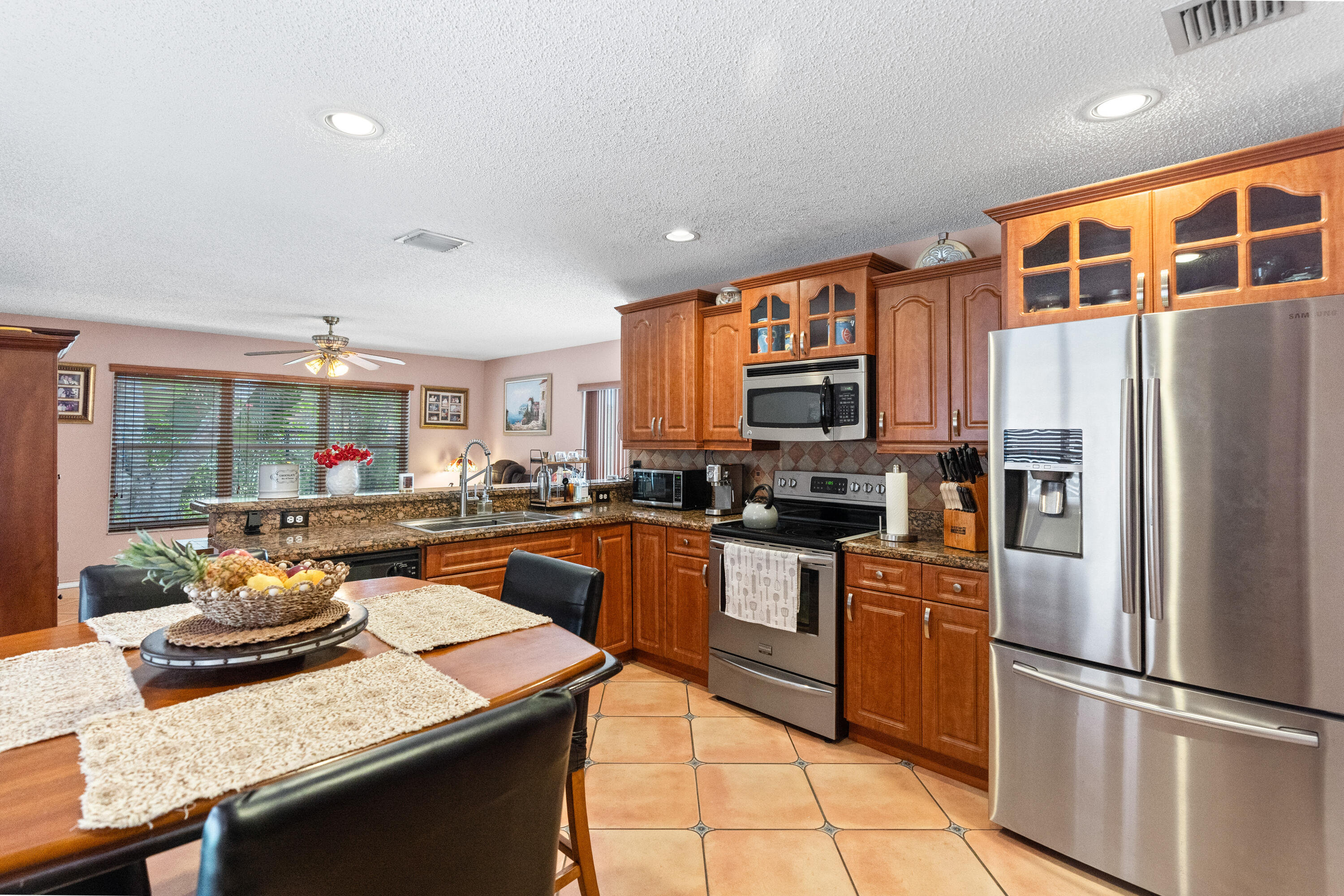 SILVER LAKES - Residential