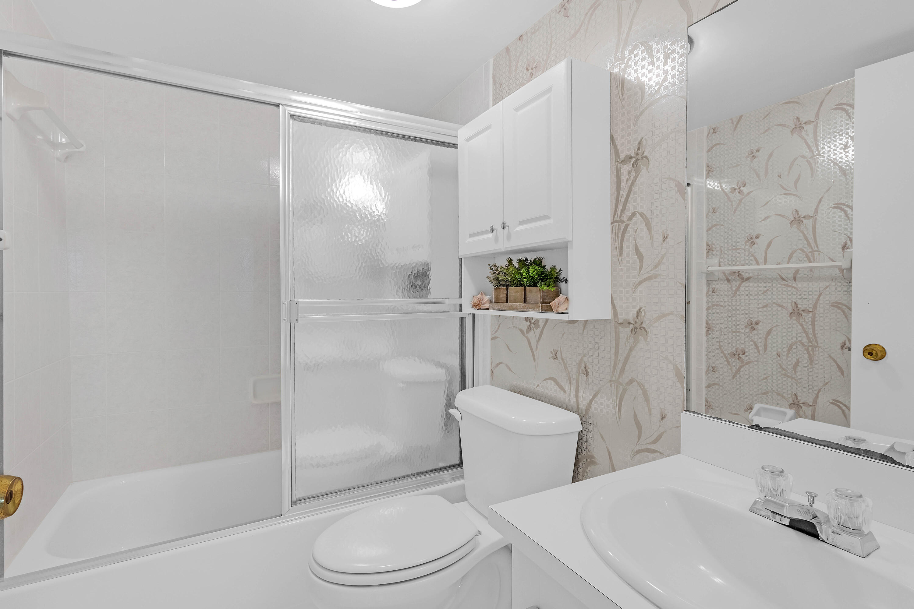 OCEAN HARBOUR SOUTH CONDOMINIUM - Residential