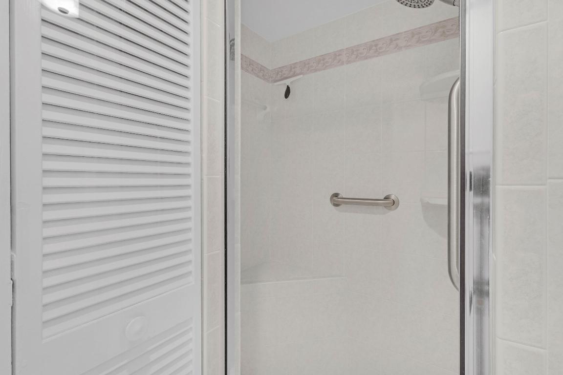 OCEAN HARBOUR SOUTH CONDOMINIUM - Residential