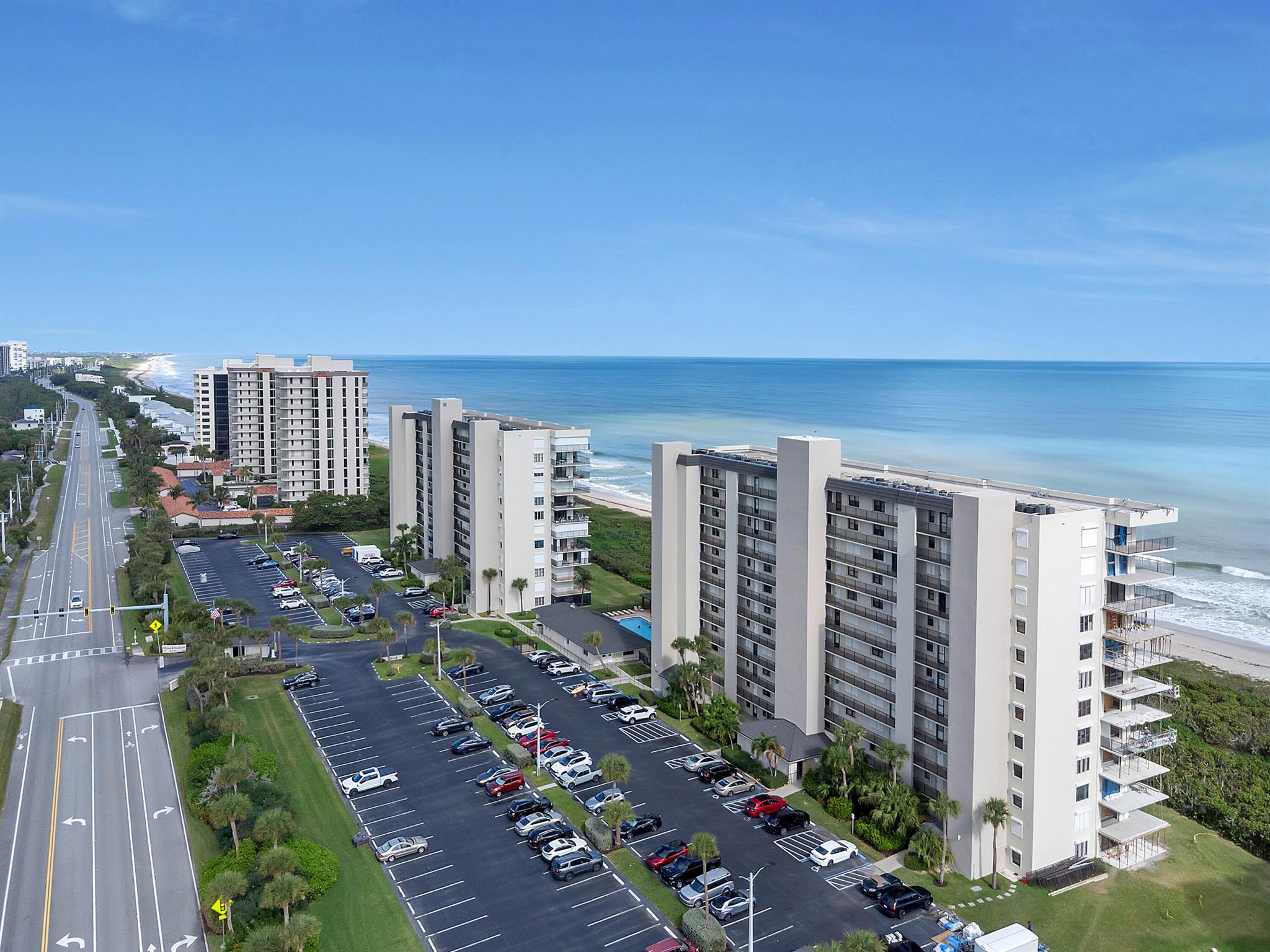 OCEAN HARBOUR SOUTH CONDO - Residential