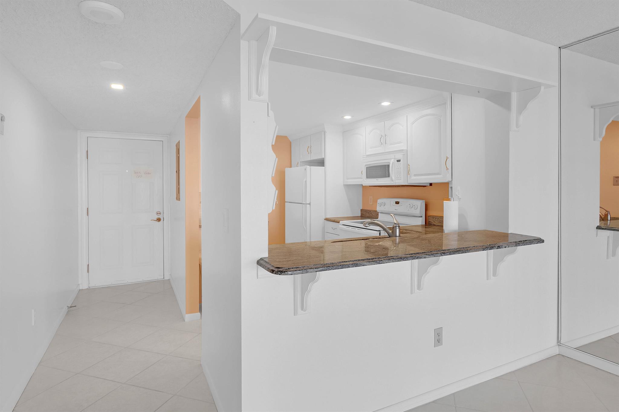 OCEAN HARBOUR SOUTH CONDO - Residential