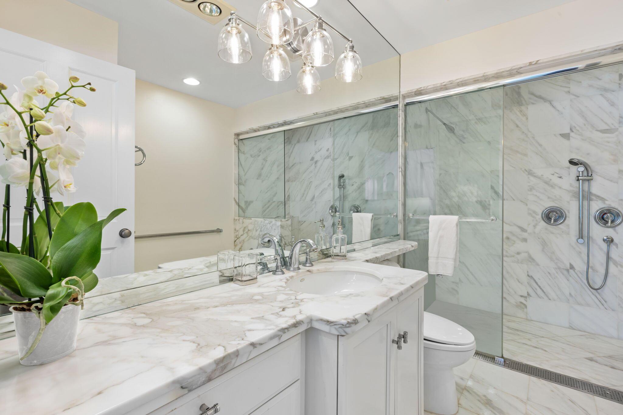 ESTATES III THE - Residential