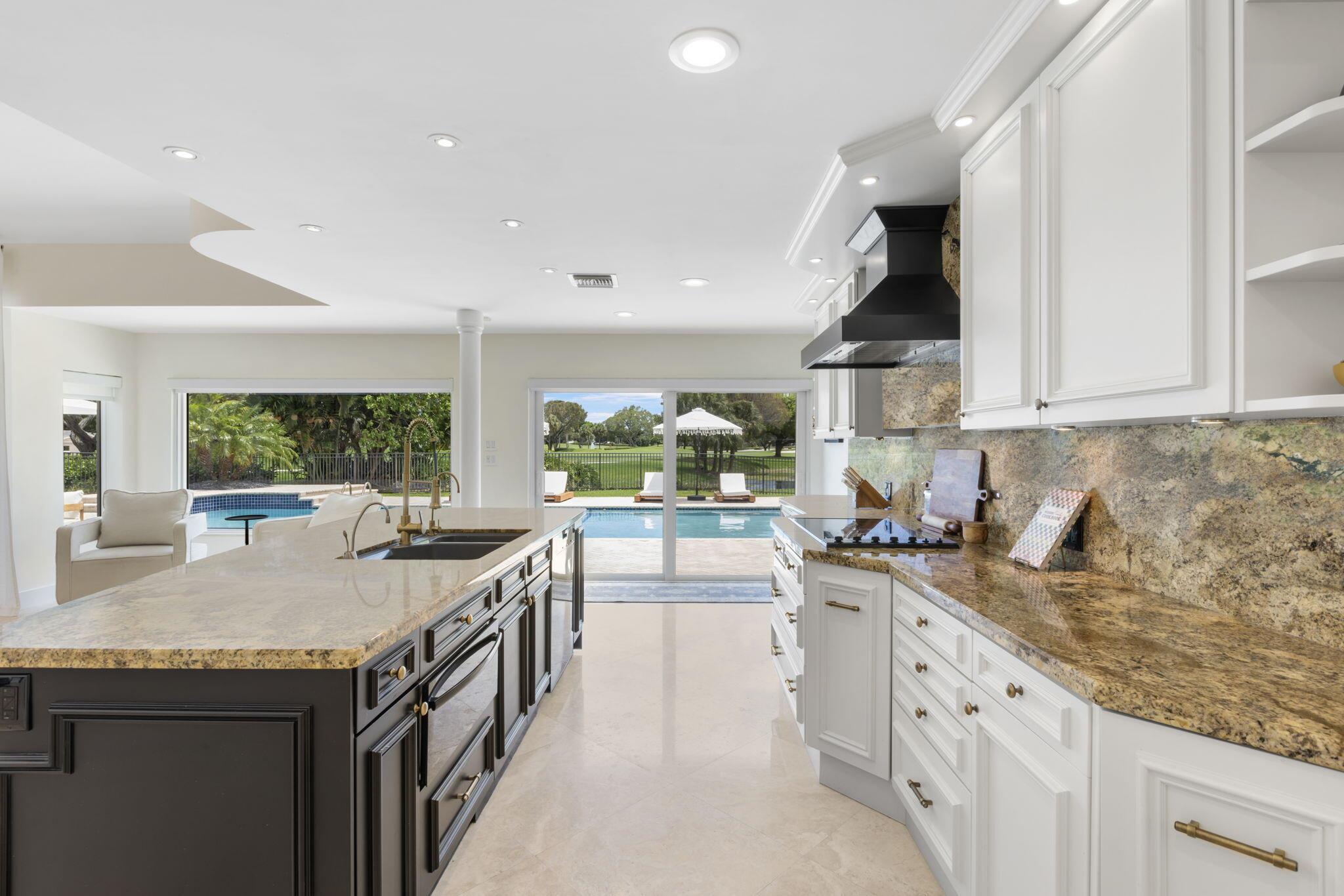 ESTATES III THE - Residential