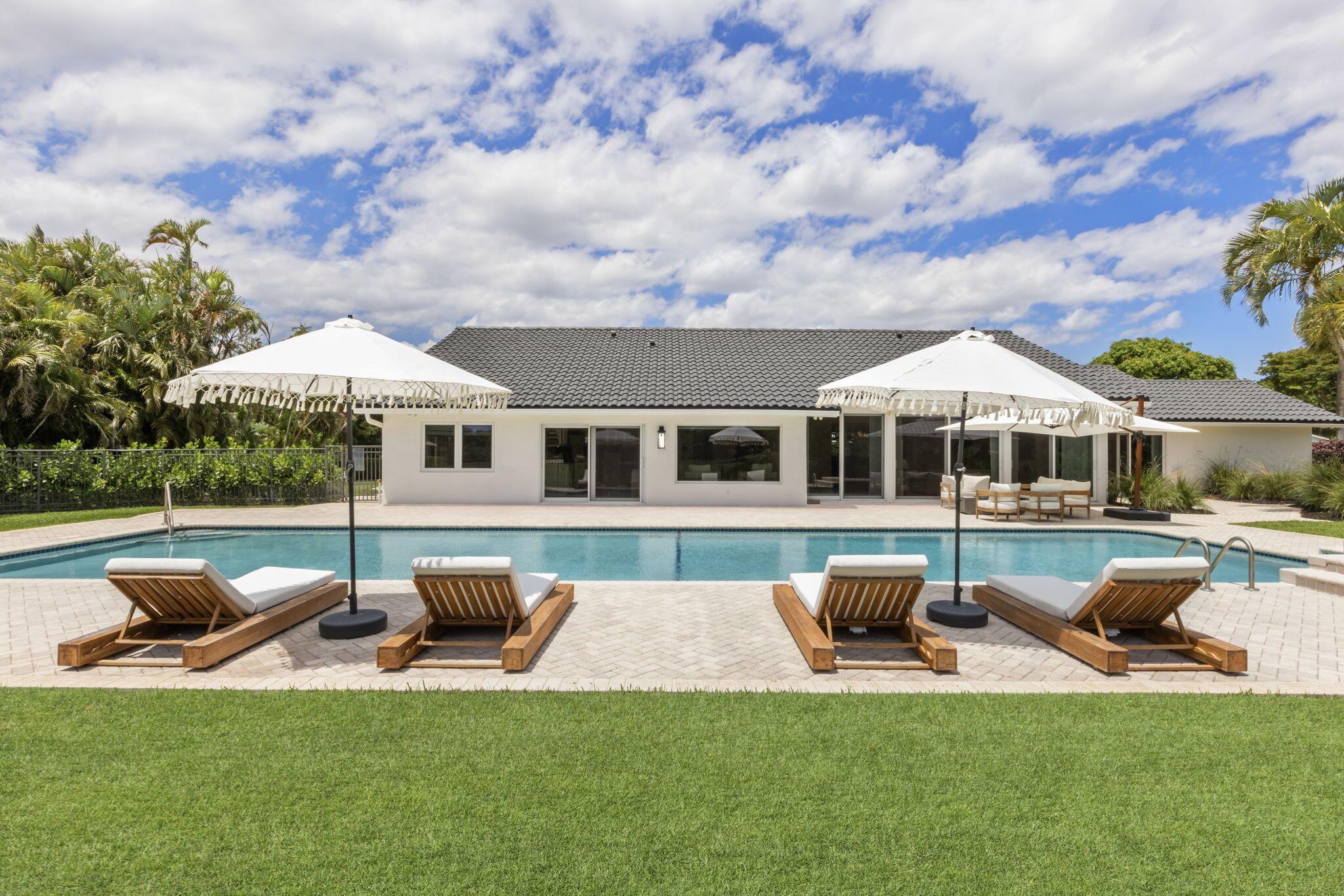 ESTATES III THE - Residential