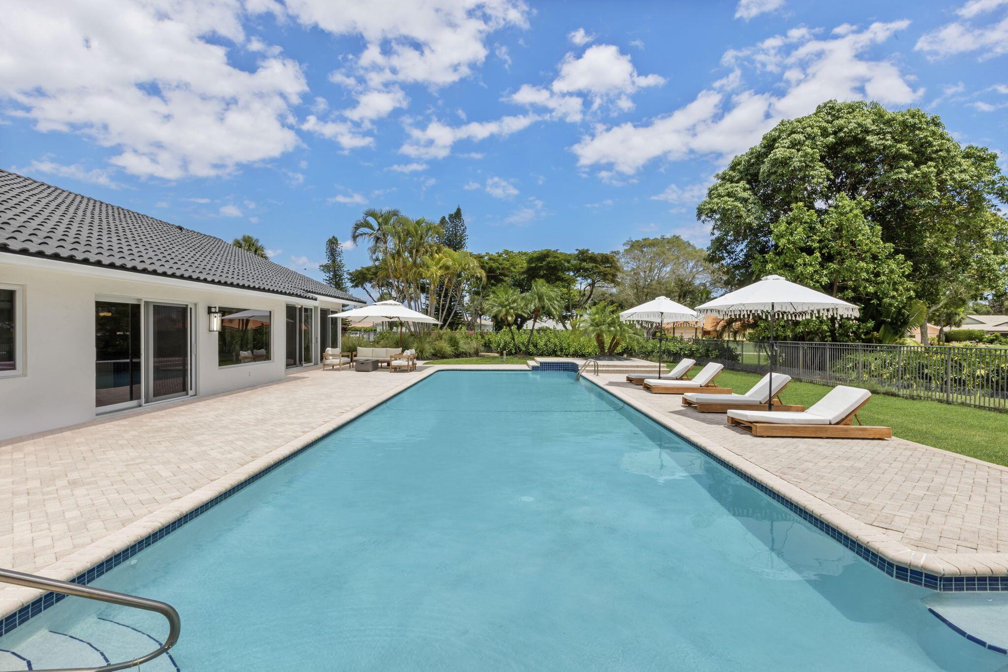 ESTATES III THE - Residential