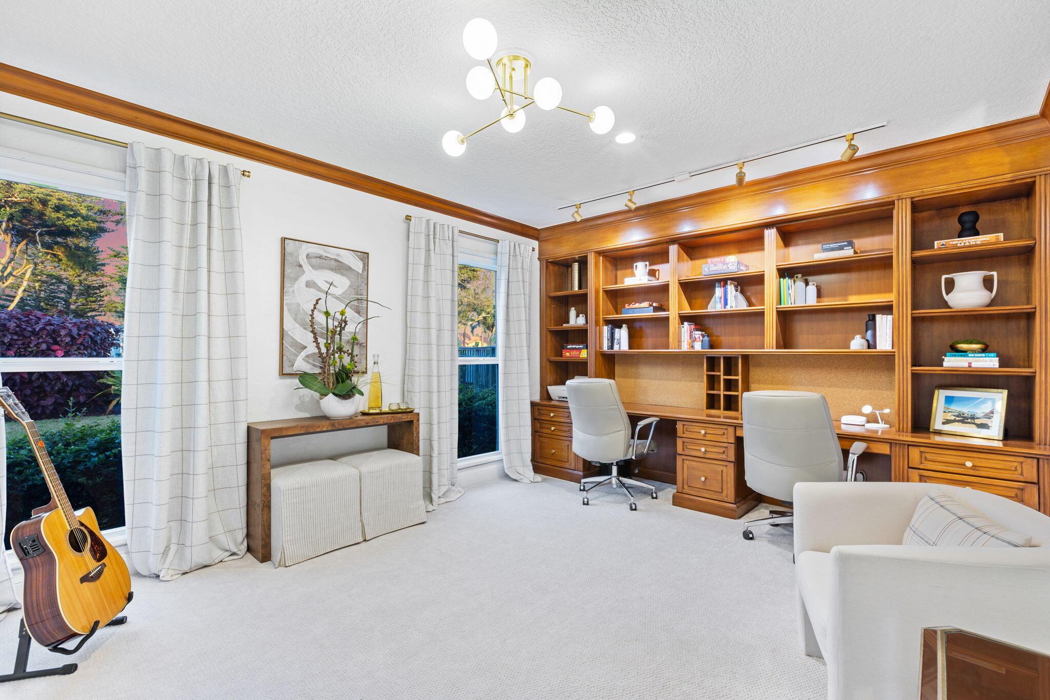 ESTATES III THE - Residential