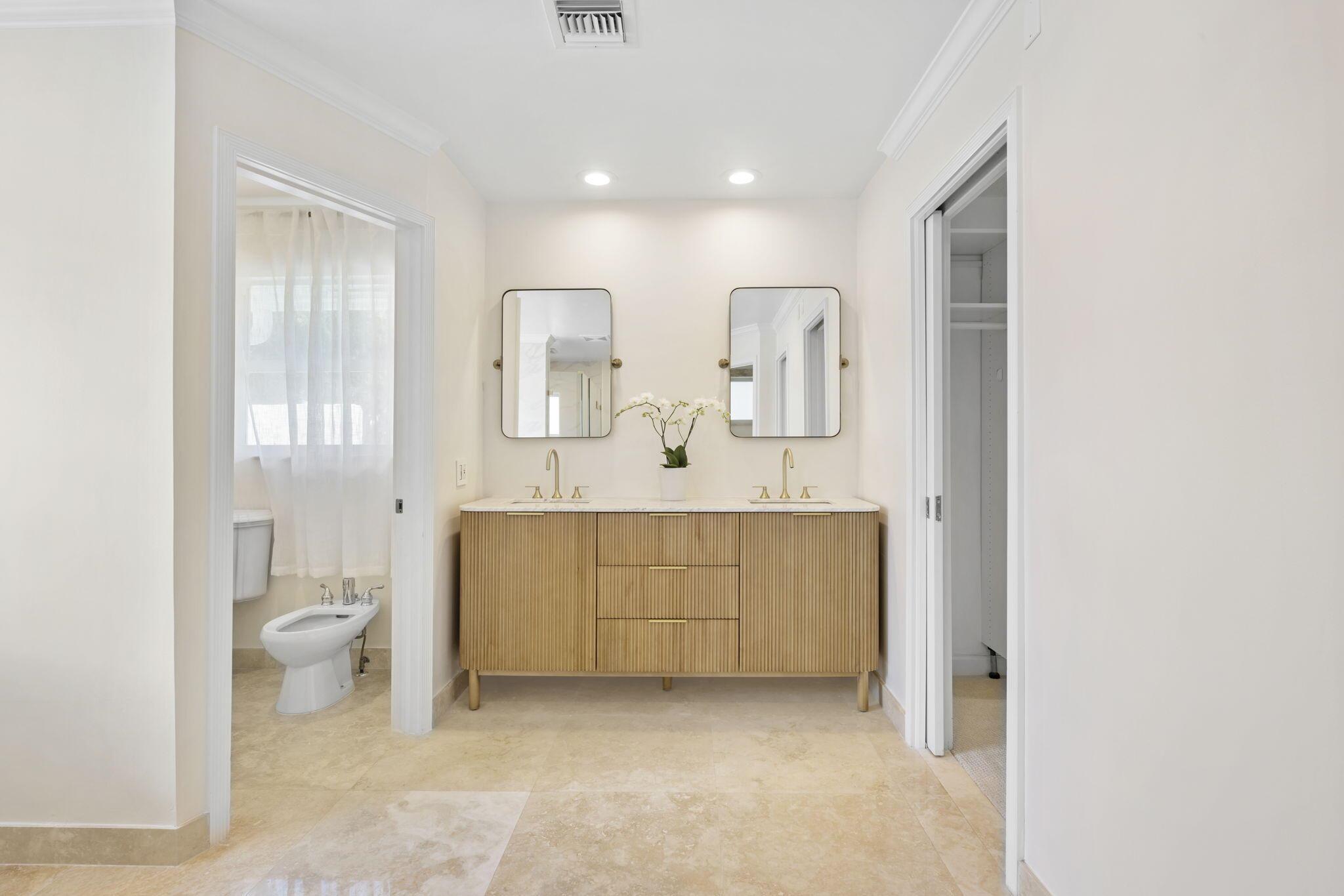 ESTATES III THE - Residential