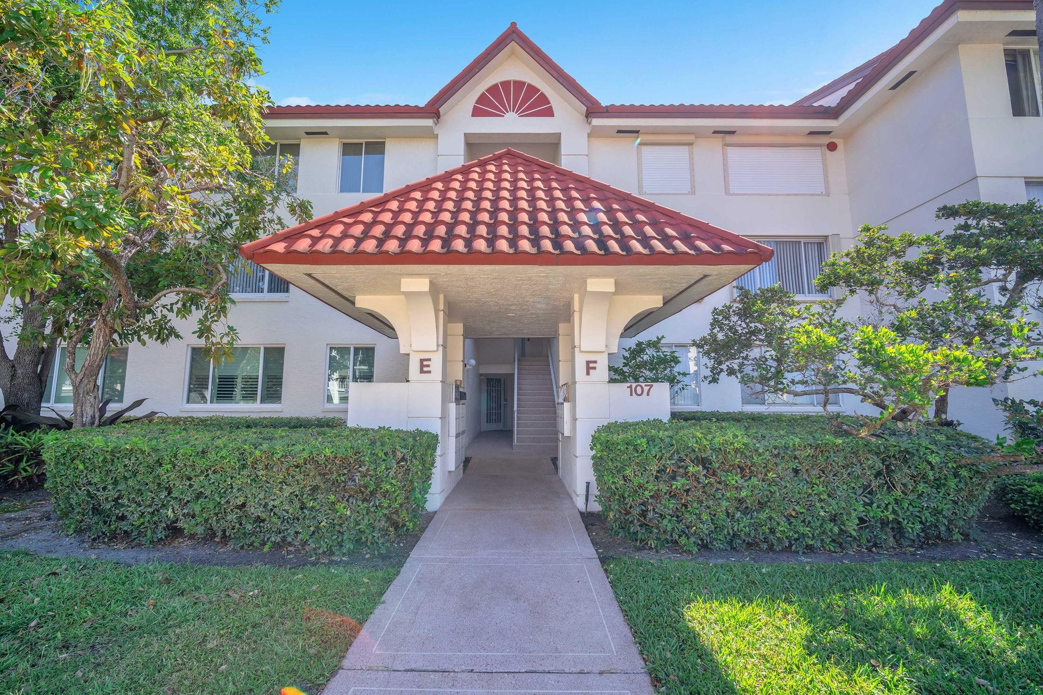 View photos, virtual tours, details... 107 Half Moon Cir E2