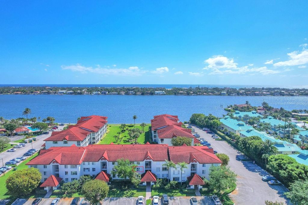 Photo of 107 Half Moon Circle #E2, Hypoluxo, FL 33462 (MLS # F10492225)