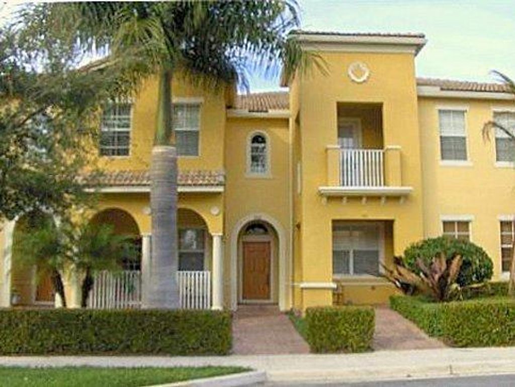 Photo of 115 Seagrape Drive #202, Jupiter, FL 33458 (MLS # R10726634)