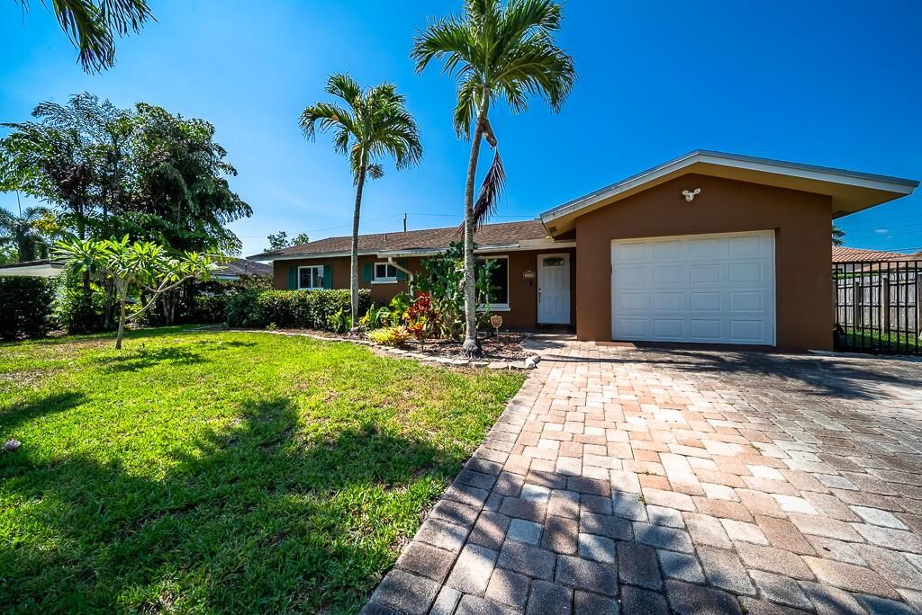 Photo of 1950 N Conference Drive, Boca Raton, FL 33486 (MLS # R11093589)