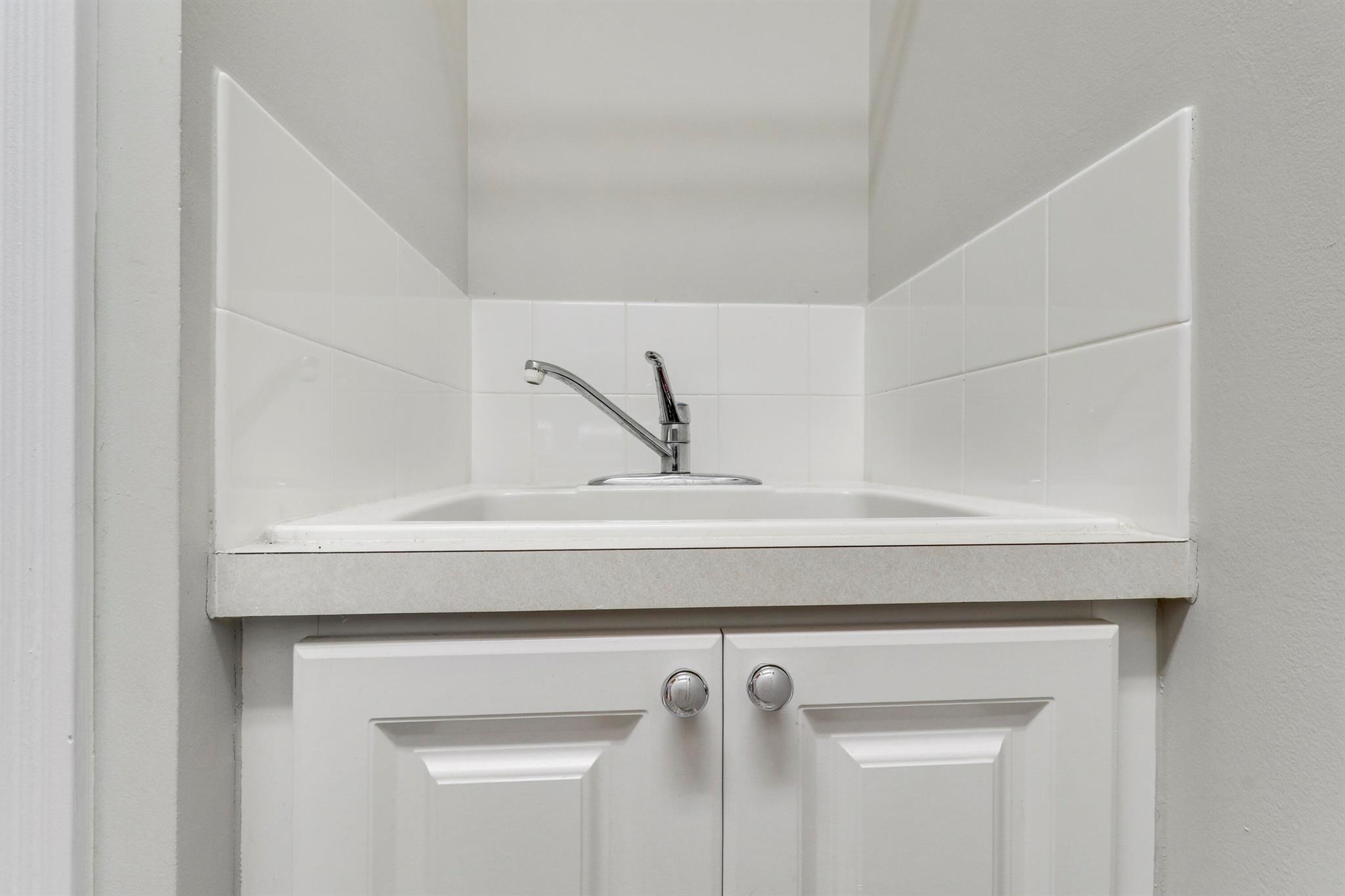 CAMBRIDGE AT ABACOA - Residential