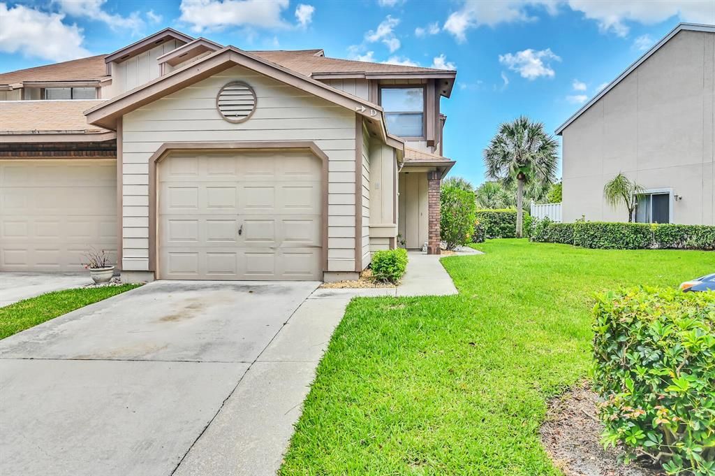Photo of 200 Crosswinds Drive #D2, Greenacres, FL 33413 (MLS # R10889083)