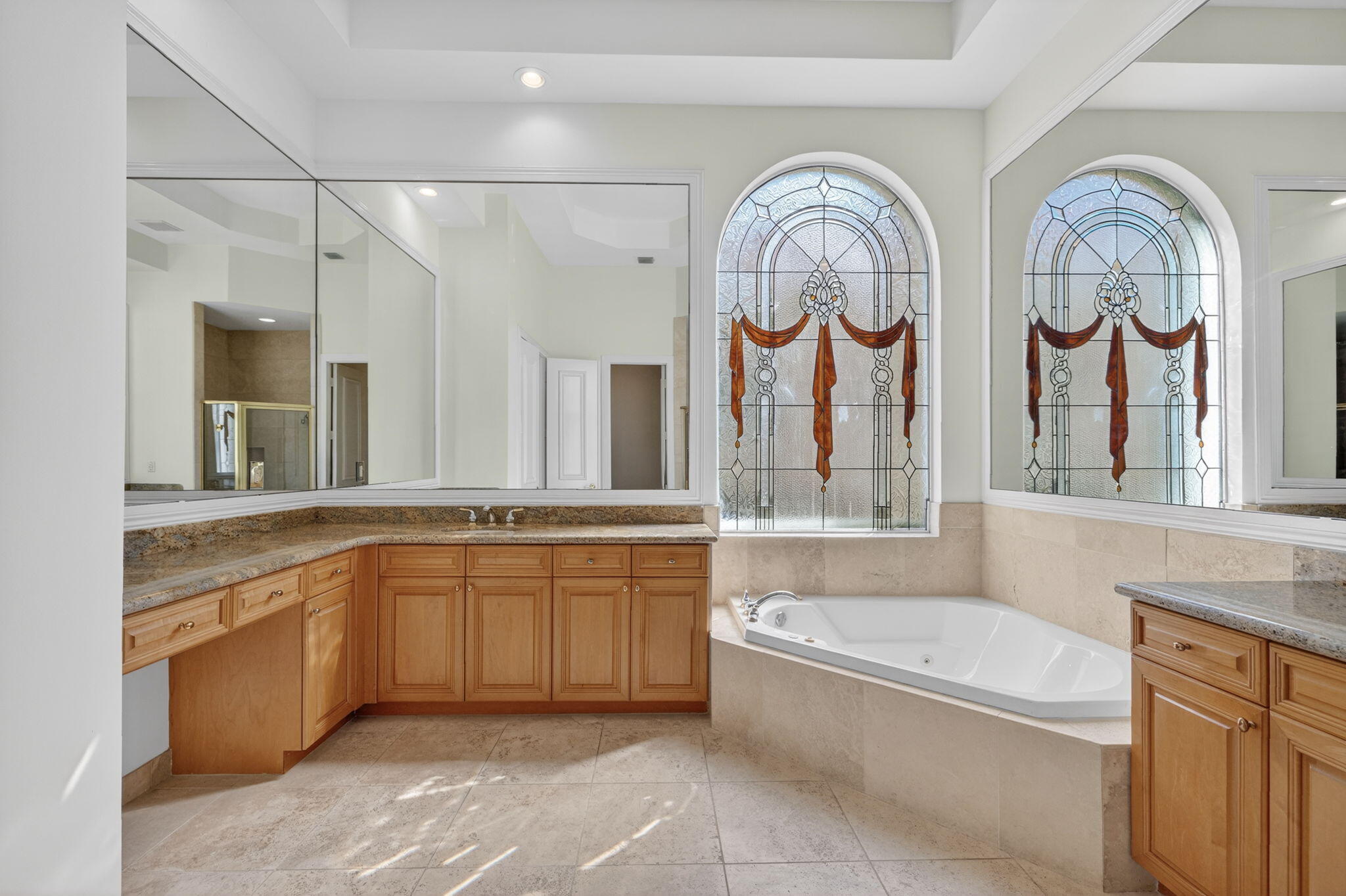 NORTH OAKS - Residential