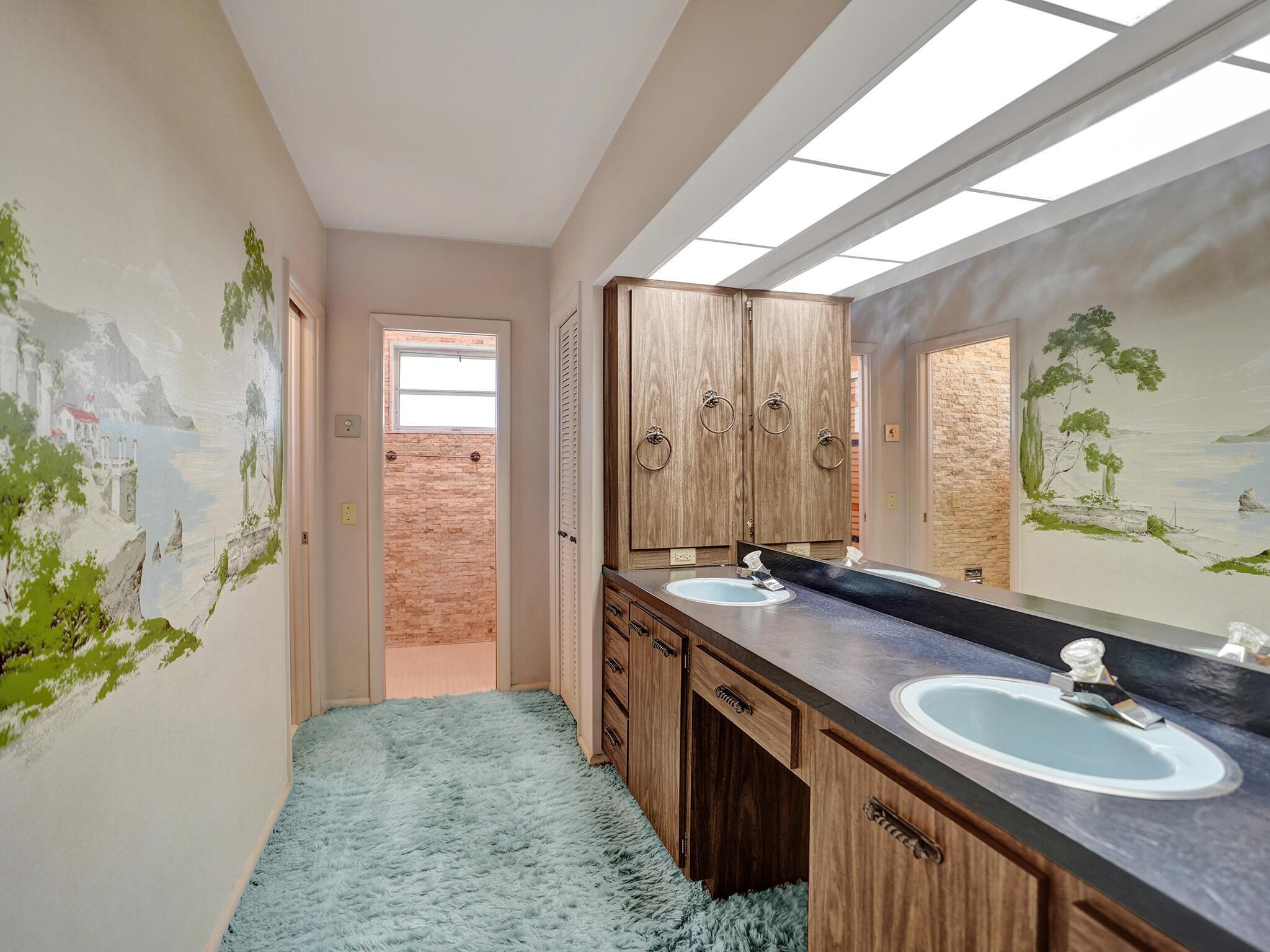 HOLLYWOOD HILLS NORTH SEC - Residential