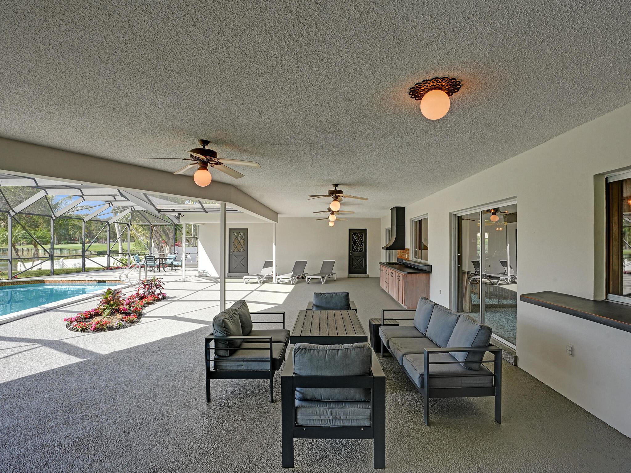 HOLLYWOOD HILLS NORTH SEC - Residential