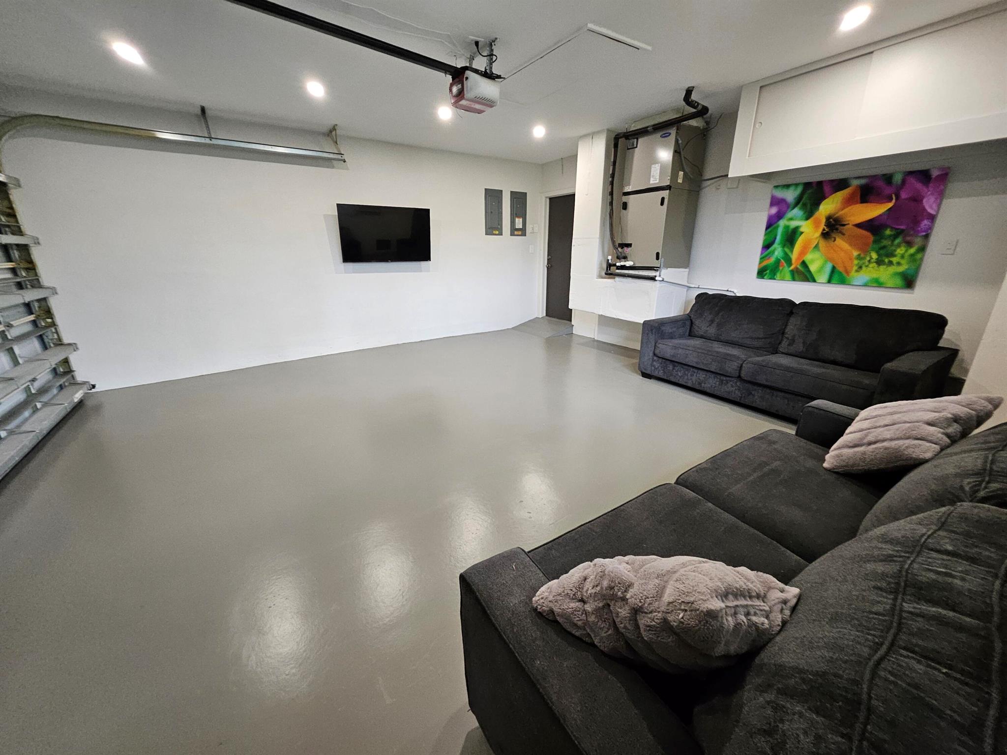 HOLLYWOOD HILLS NORTH SEC - Residential