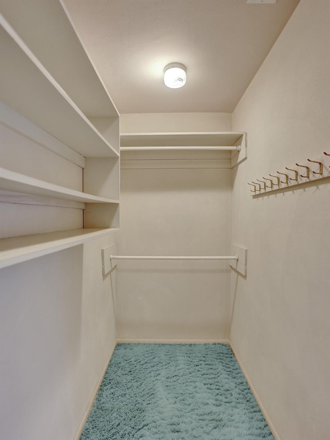 HOLLYWOOD HILLS NORTH SEC - Residential