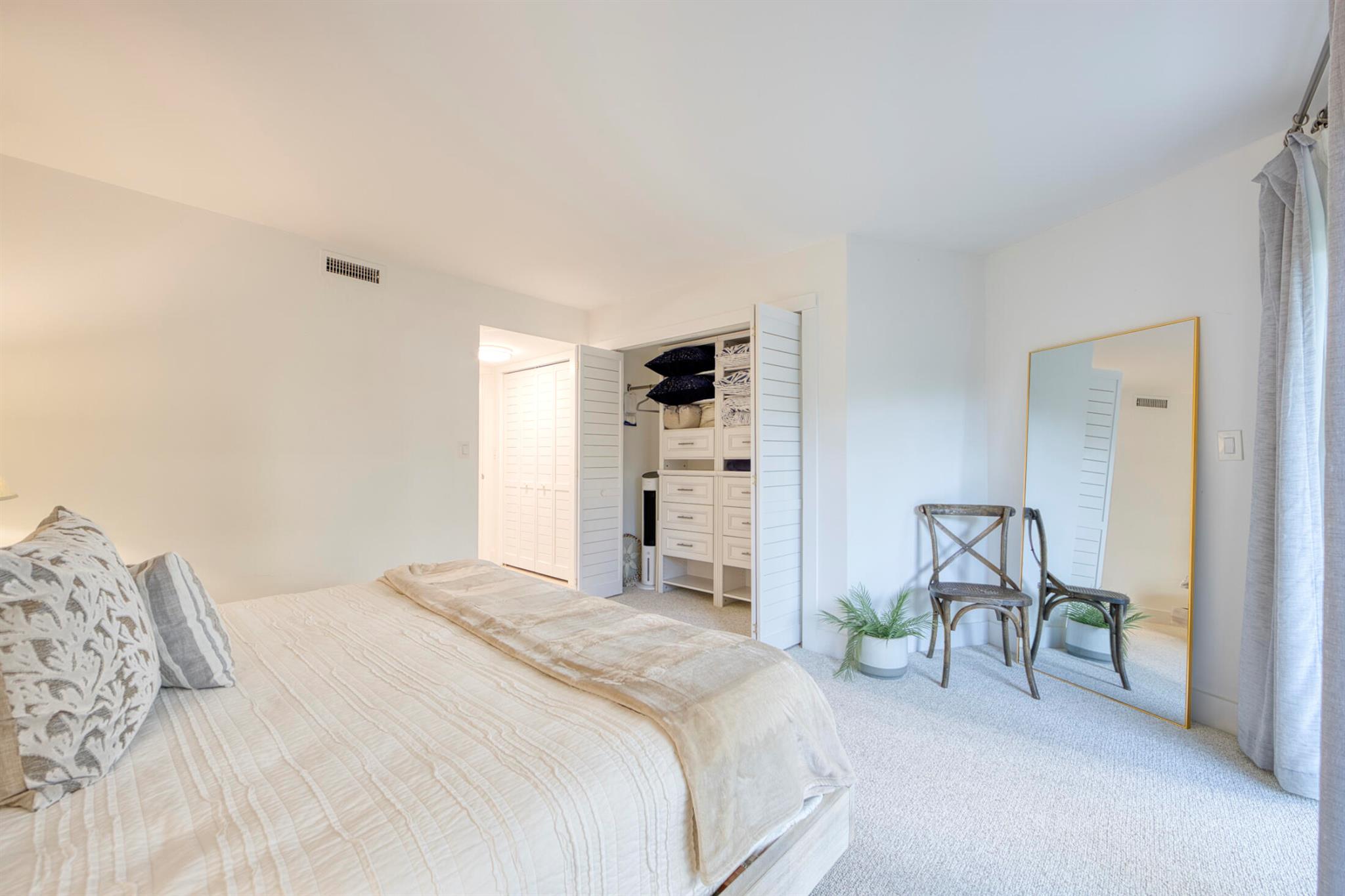 JUNO SHORES - Residential