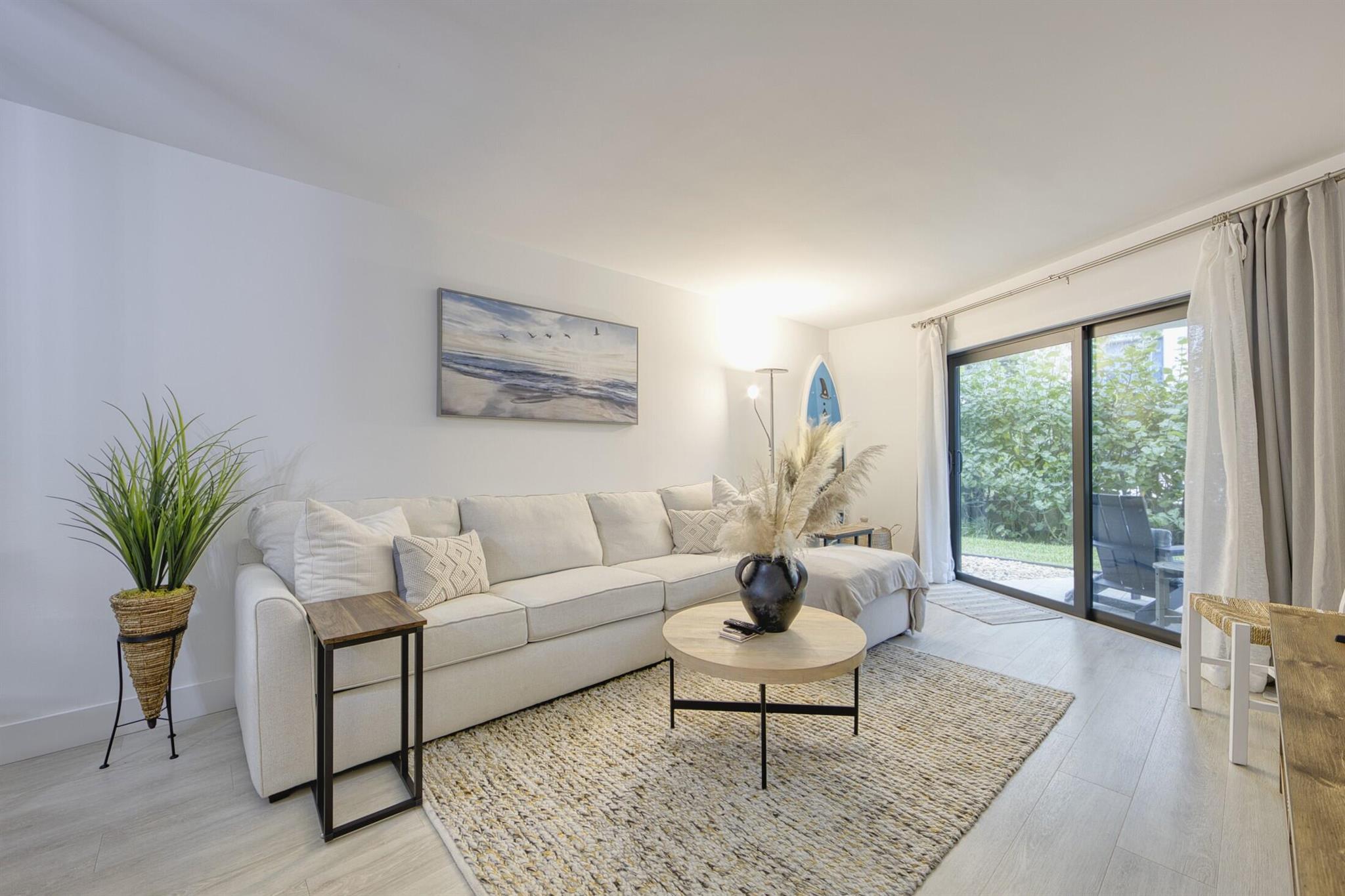 JUNO SHORES - Residential