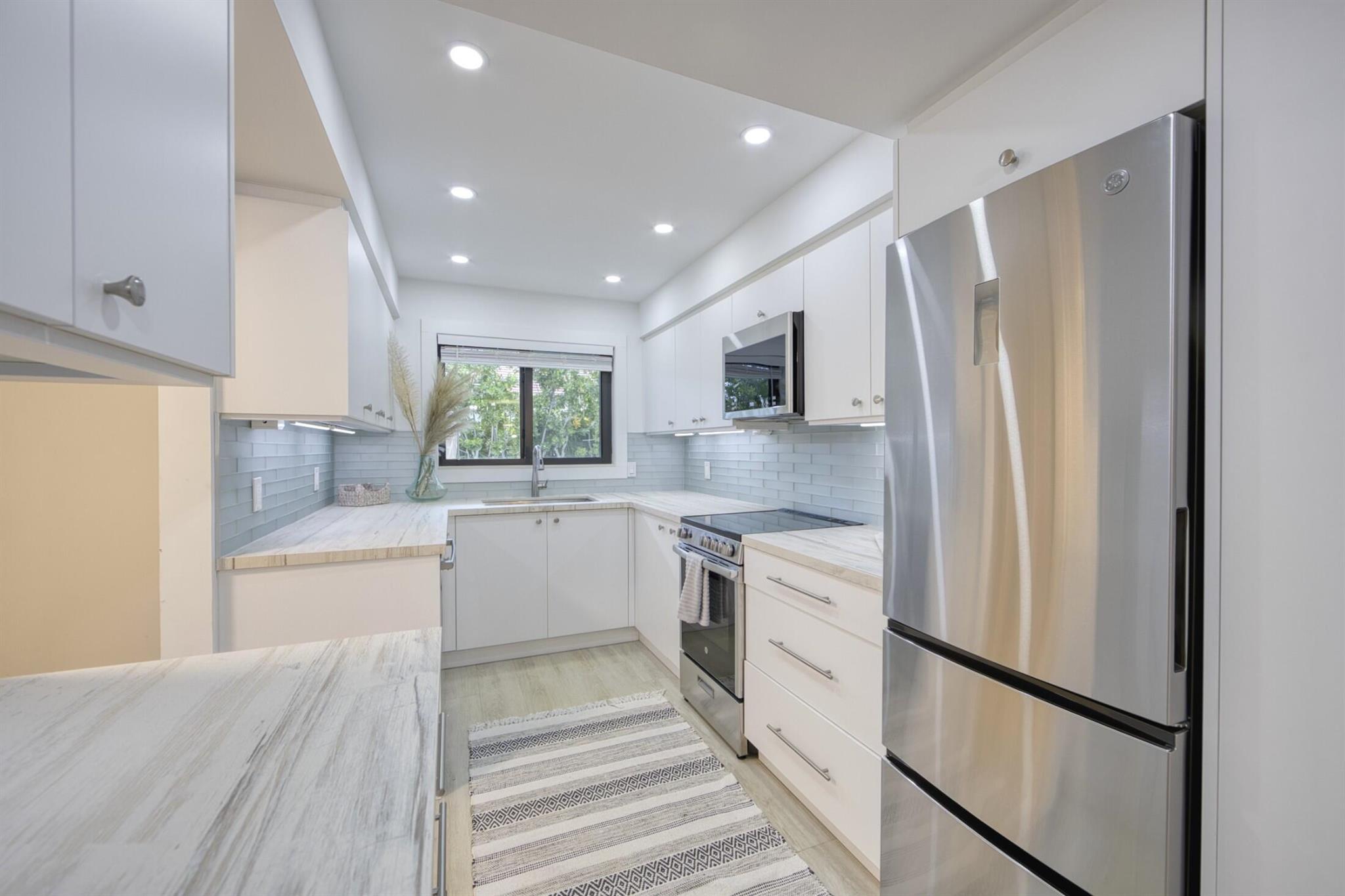 JUNO SHORES - Residential