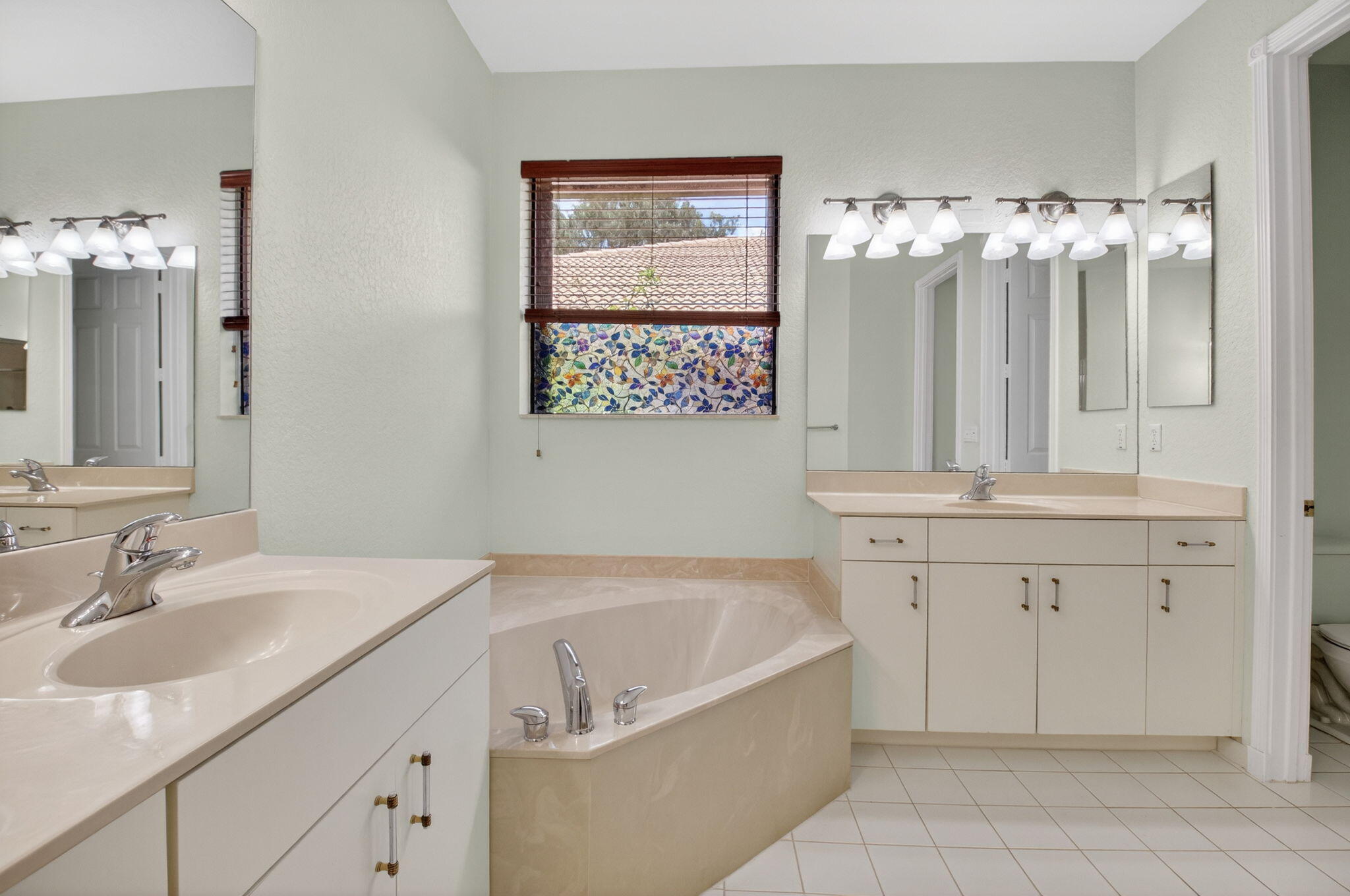 TIVOLI RESERVE - Residential