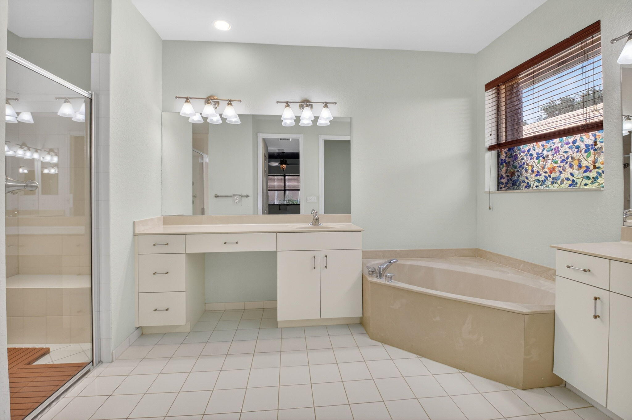 TIVOLI RESERVE - Residential