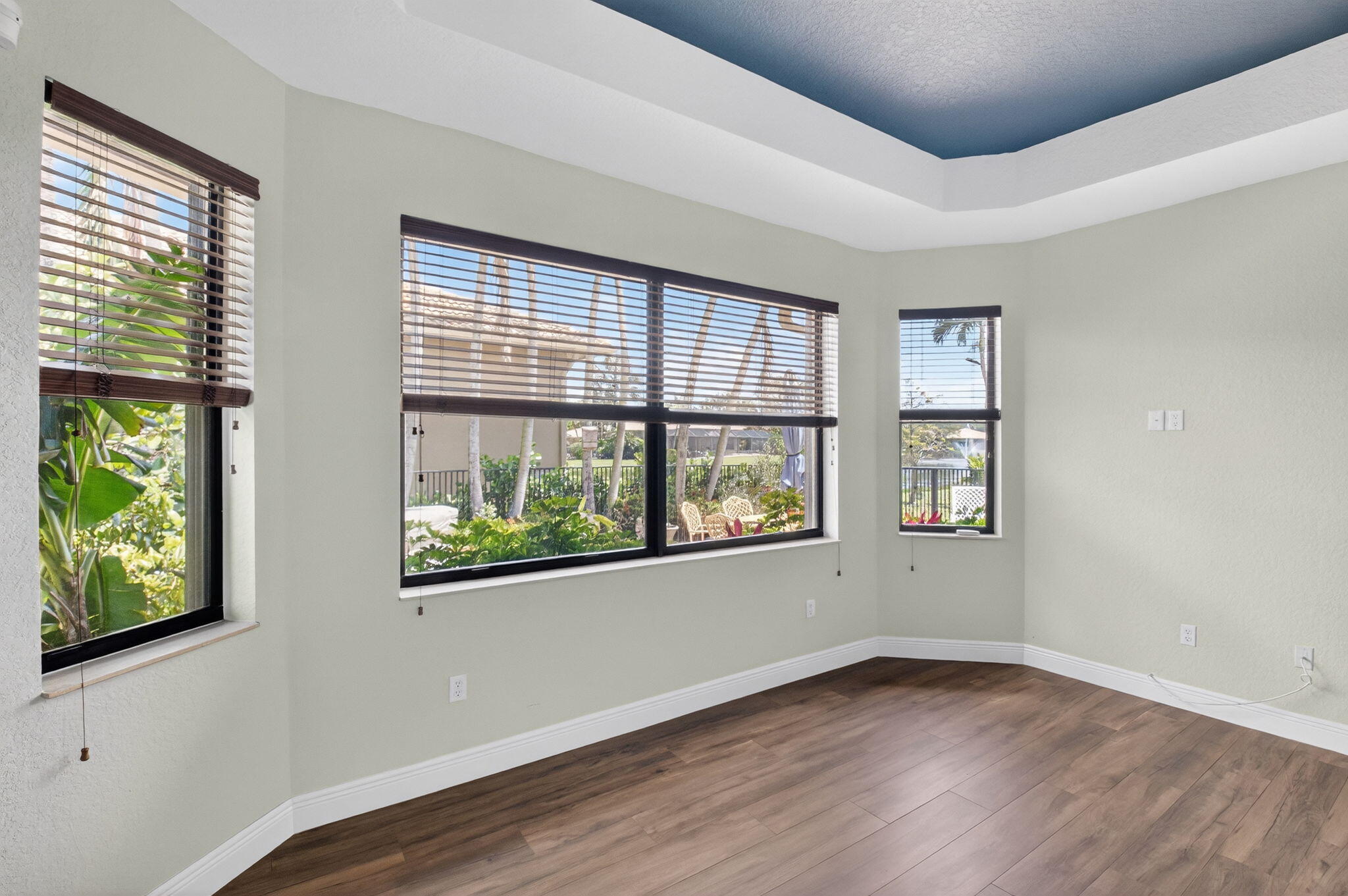 TIVOLI RESERVE - Residential