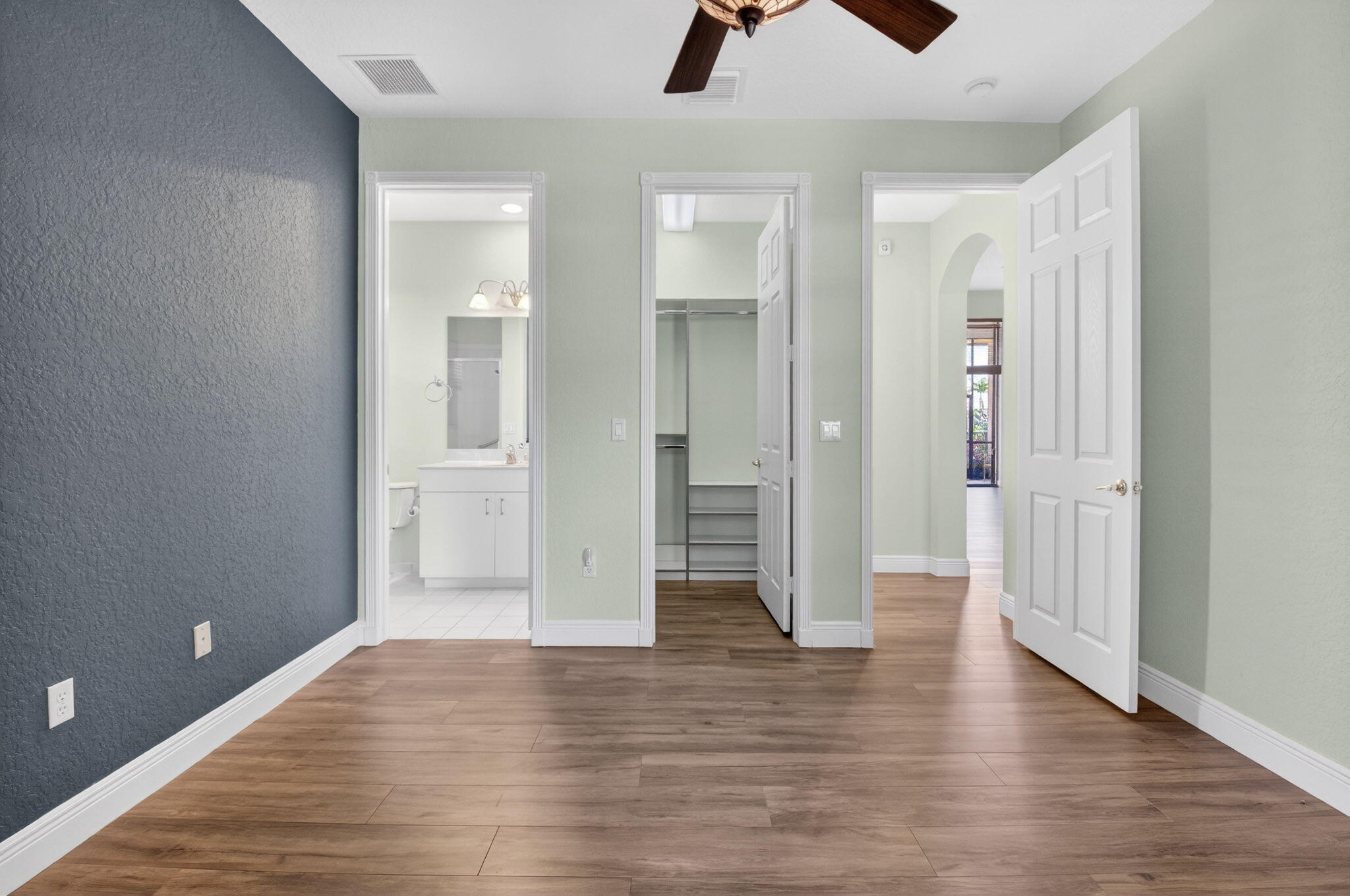 TIVOLI RESERVE - Residential