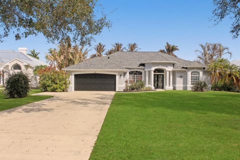 Photo of 165 SE Osprey RDG, Port Saint Lucie, FL 34984 (MLS # B26024683)