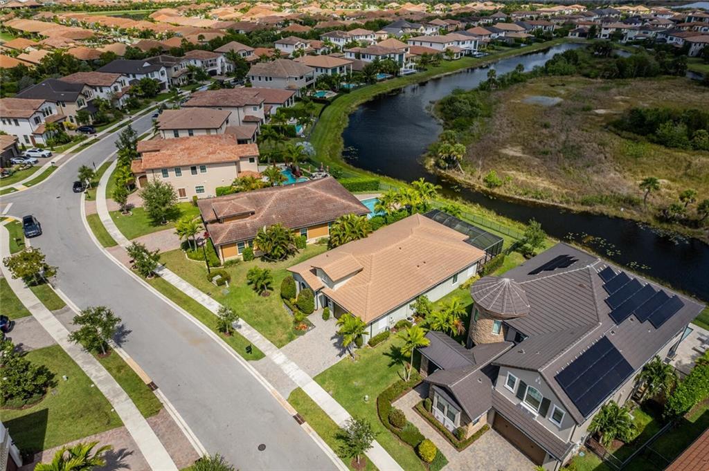 Bruschi Prop 180-105 B - Residential
