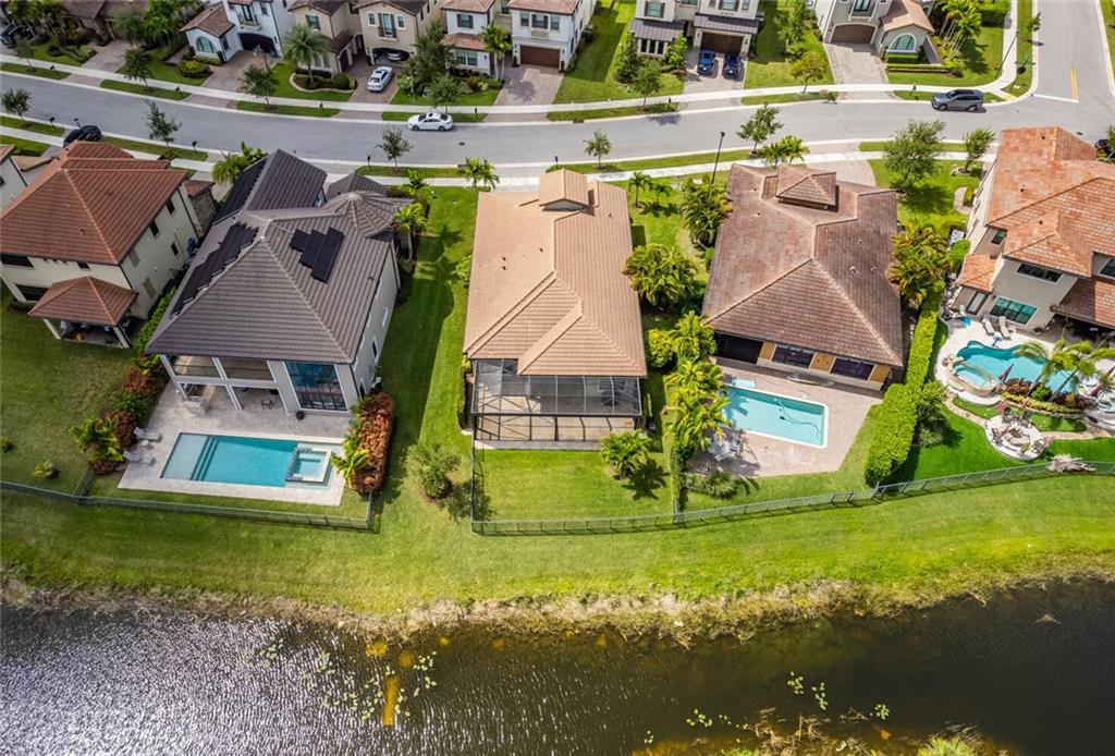 Bruschi Prop 180-105 B - Residential