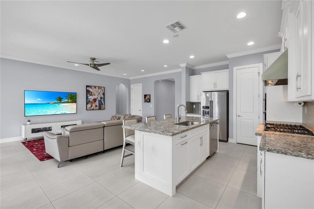Bruschi Prop 180-105 B - Residential