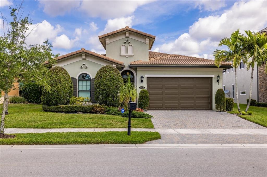 Bruschi Prop 180-105 B - Residential