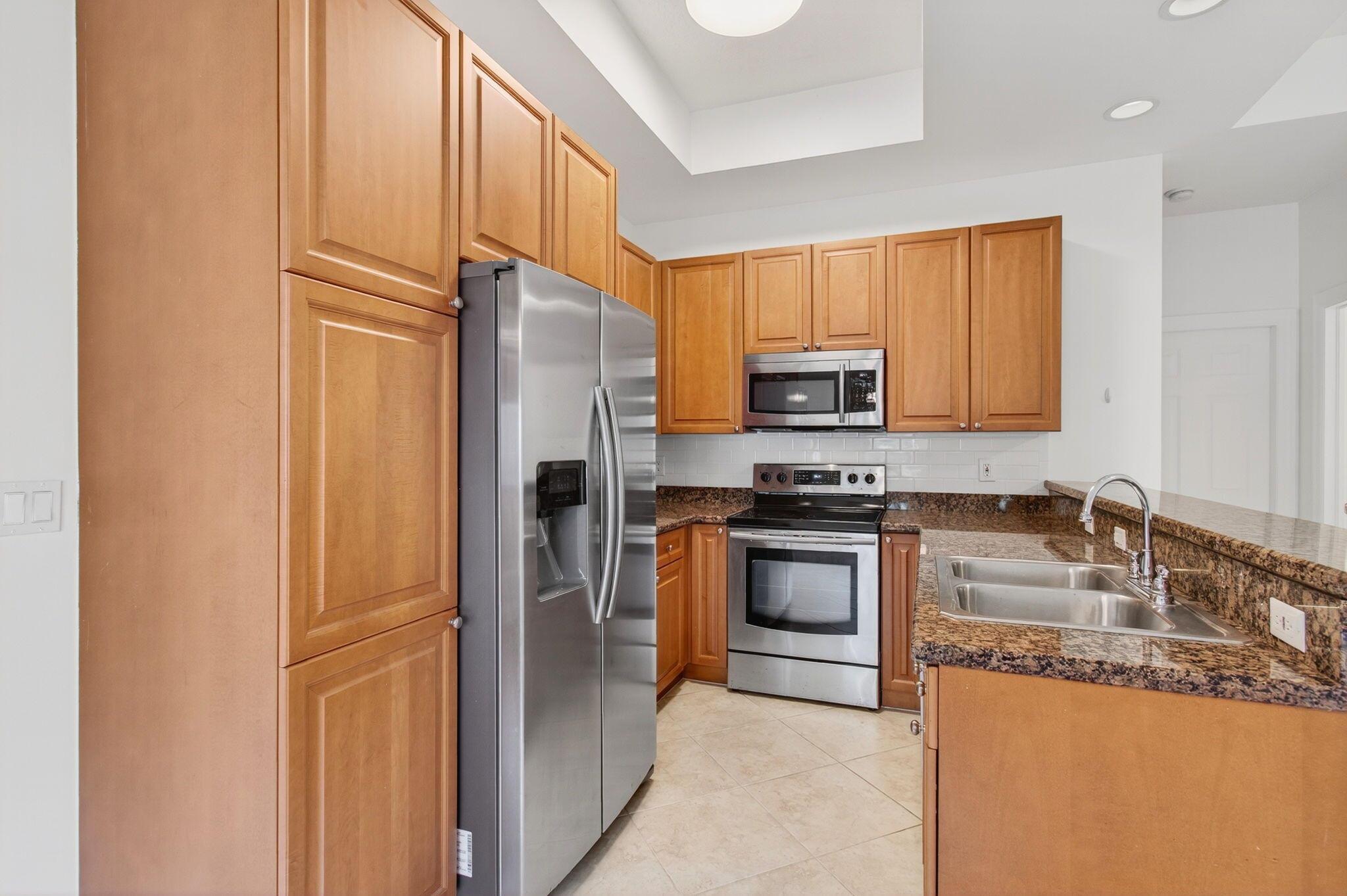 PARROT COVE - Residential Lease