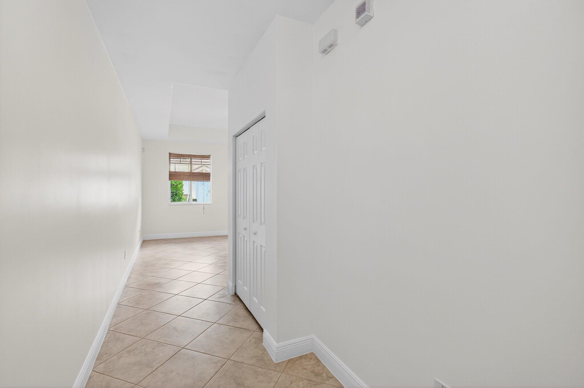 PARROT COVE - Residential Lease