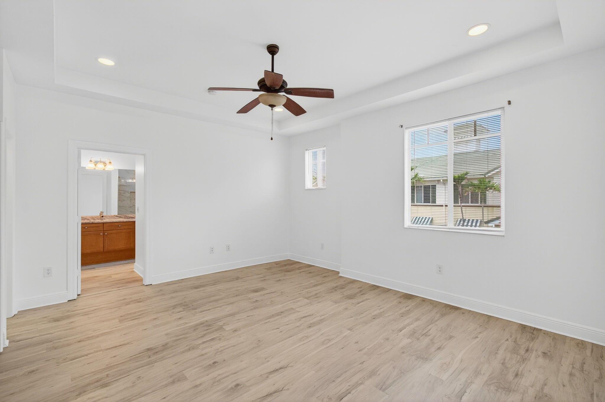 PARROT COVE - Residential Lease