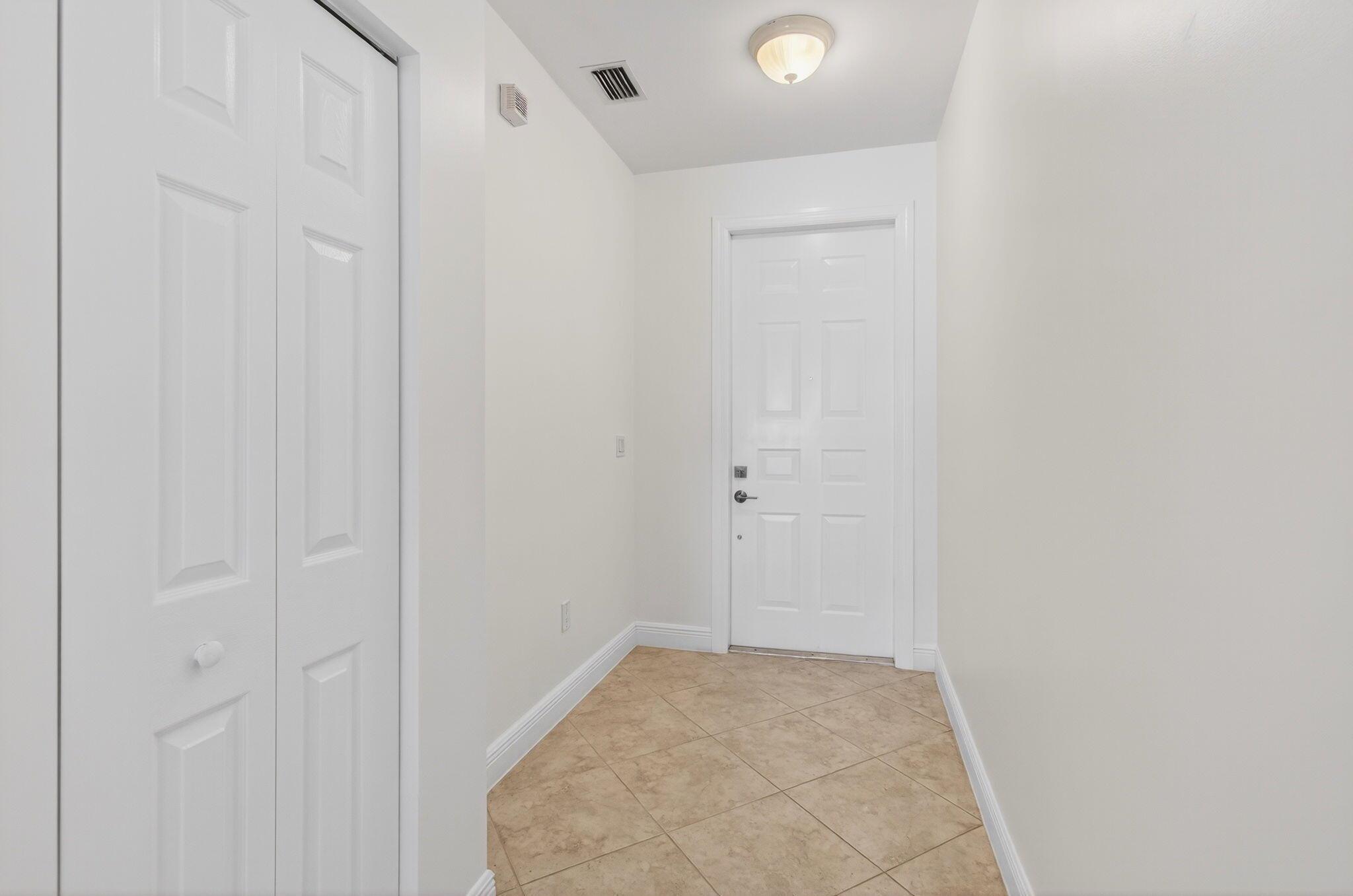 PARROT COVE - Residential Lease