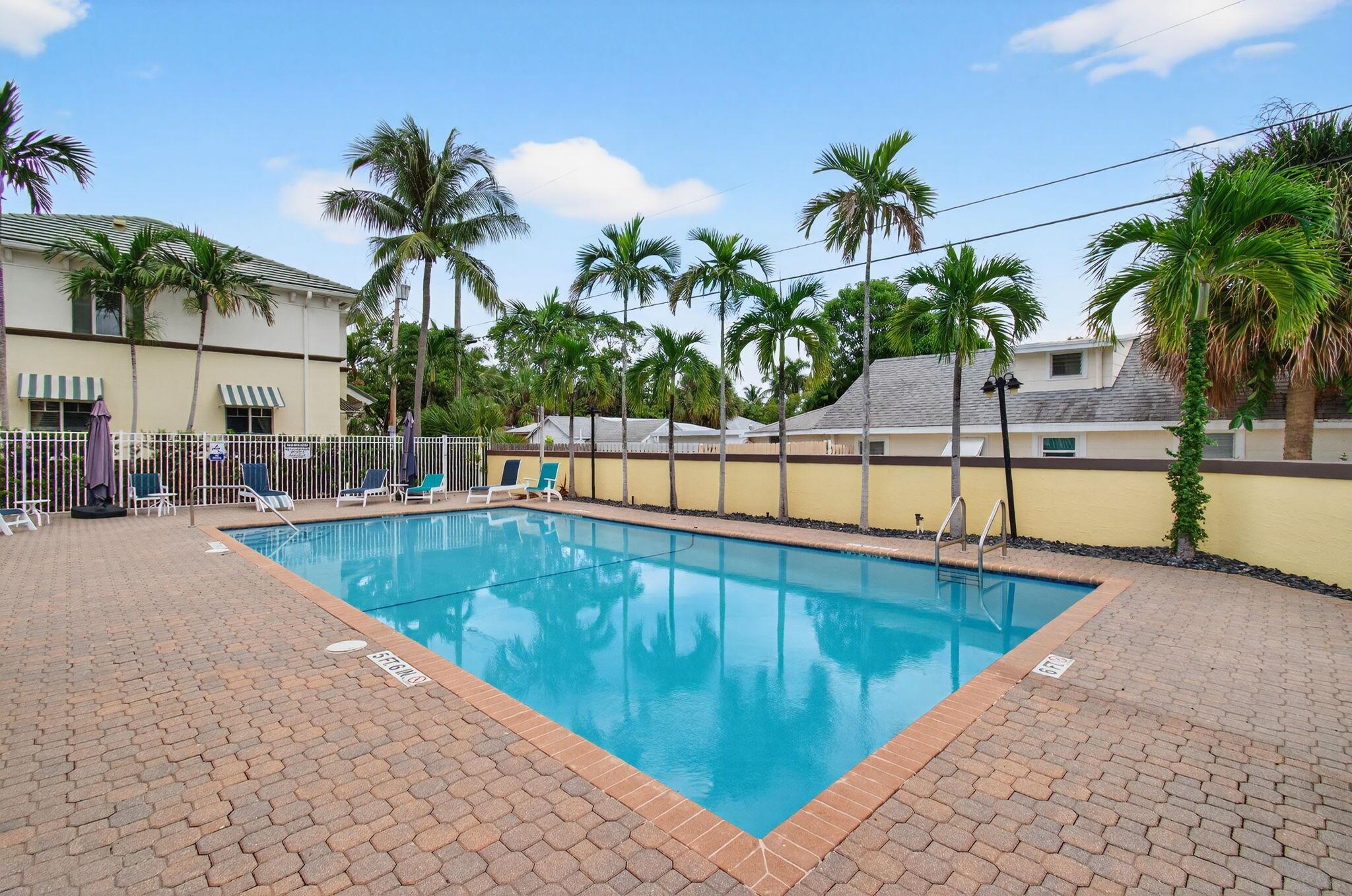 PARROT COVE - Residential Lease