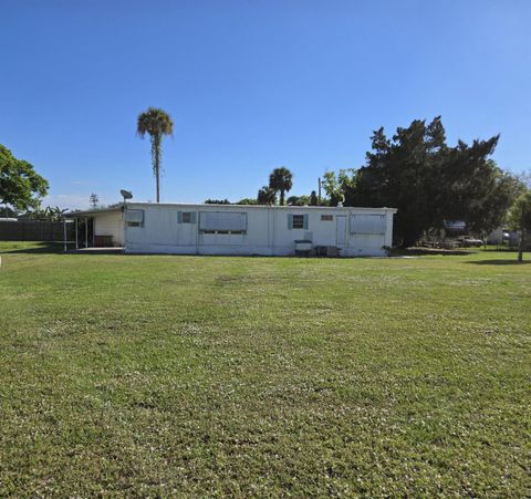 A home in Okeechobee