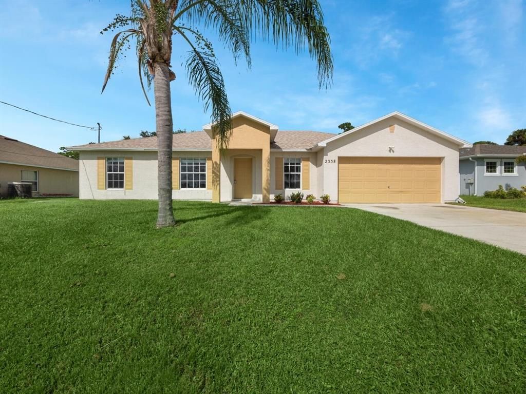 Photo of 2338 SW Kent Circle, Port Saint Lucie, FL 34953 (MLS # R10745454)