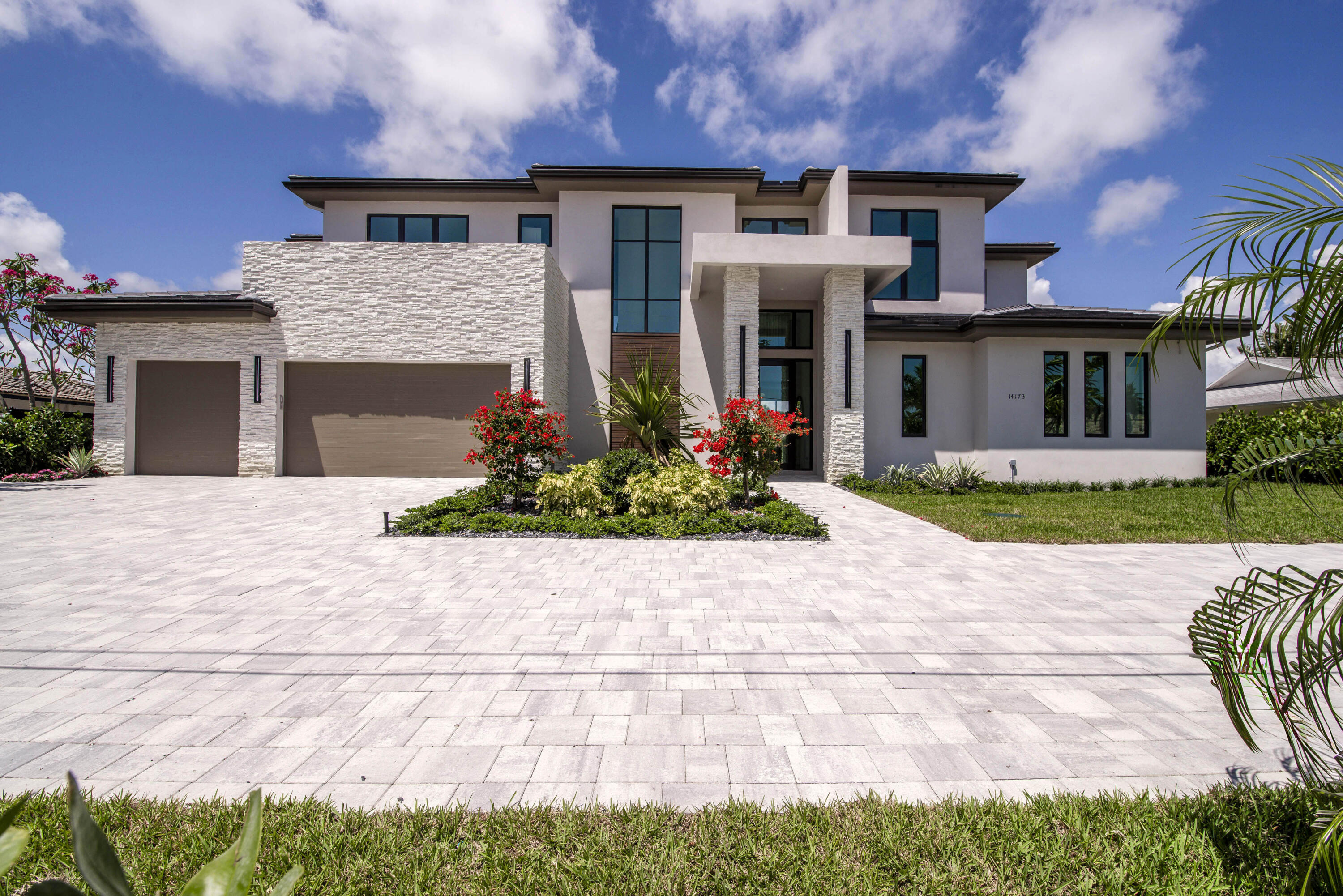 Paradise Port - Residential