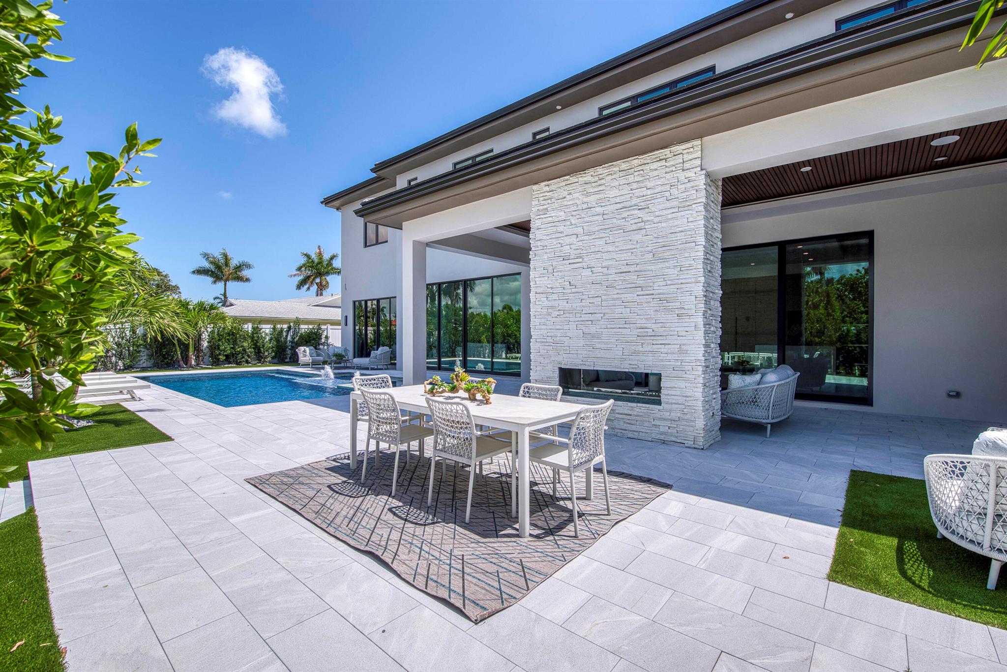 Paradise Port - Residential