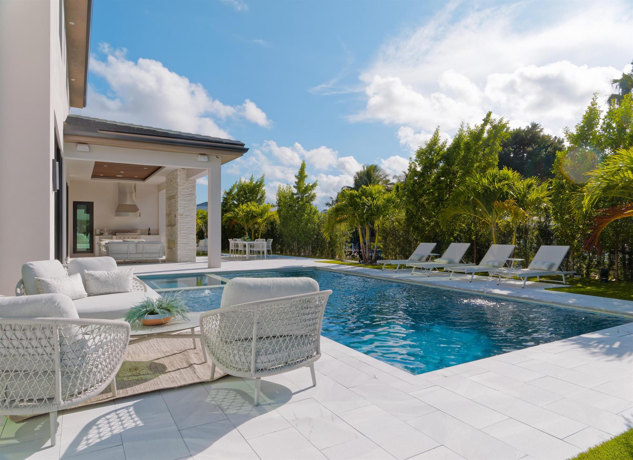 Paradise Port - Residential