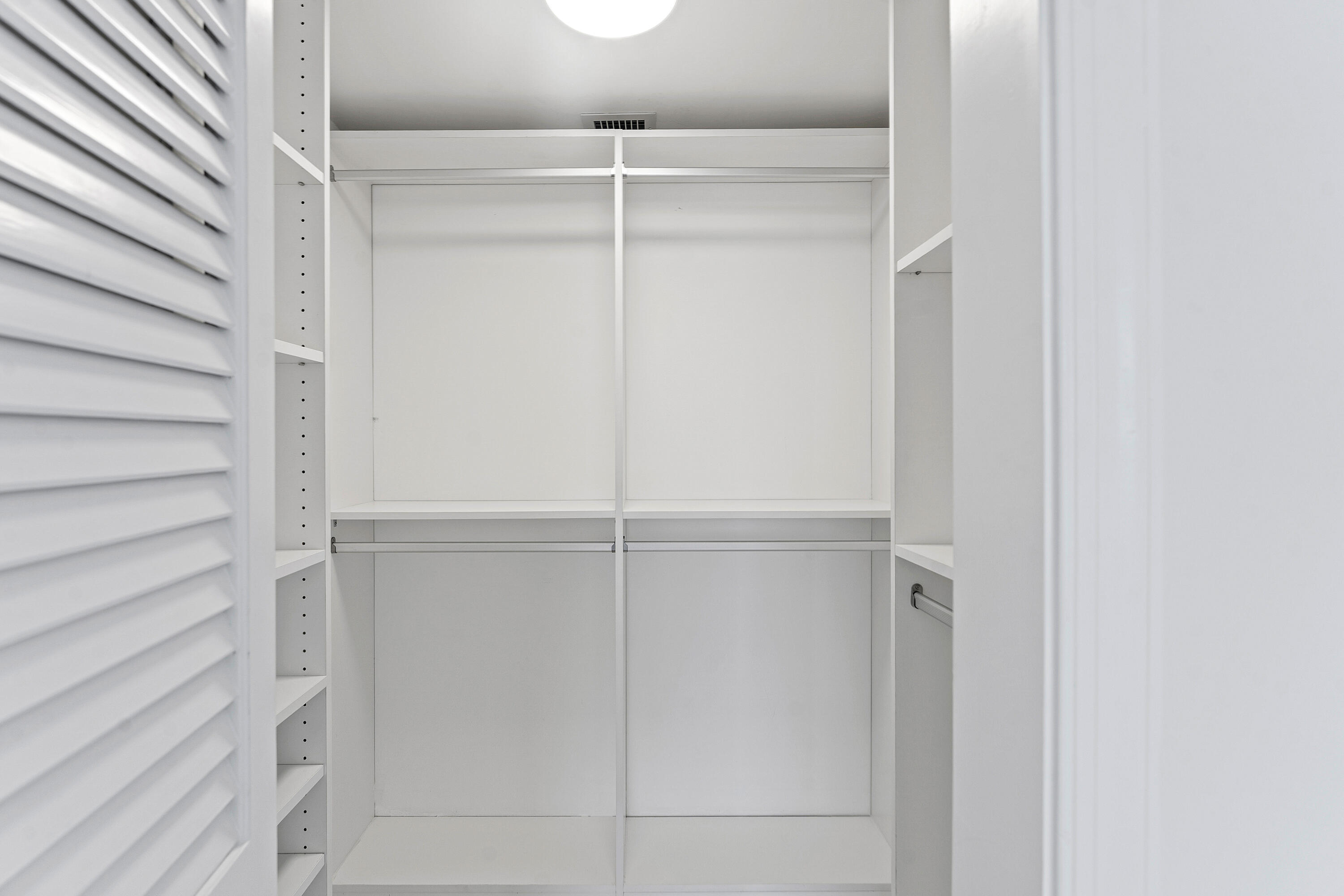 EASTPOINTE CONDO - Residential
