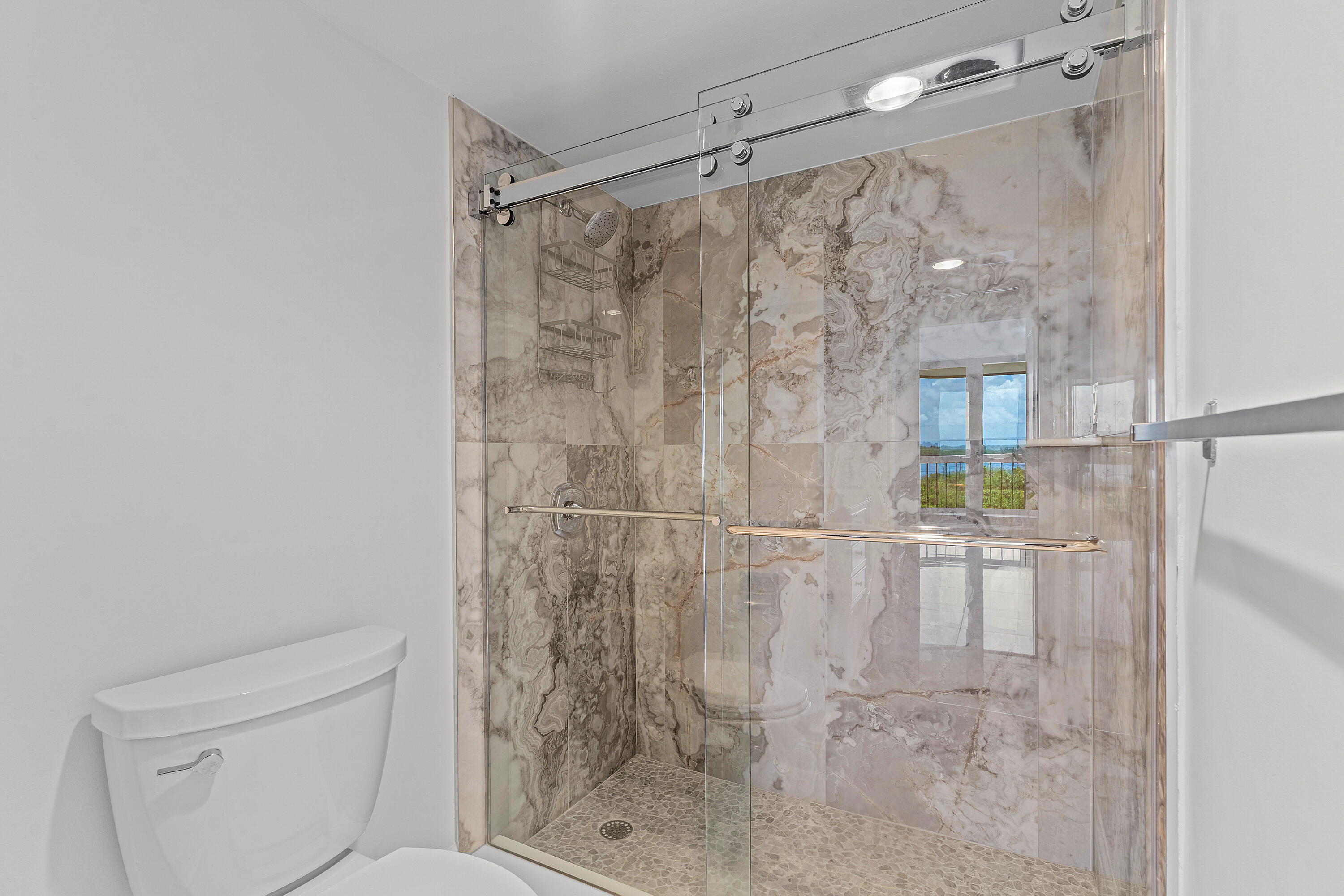 EASTPOINTE CONDO - Residential