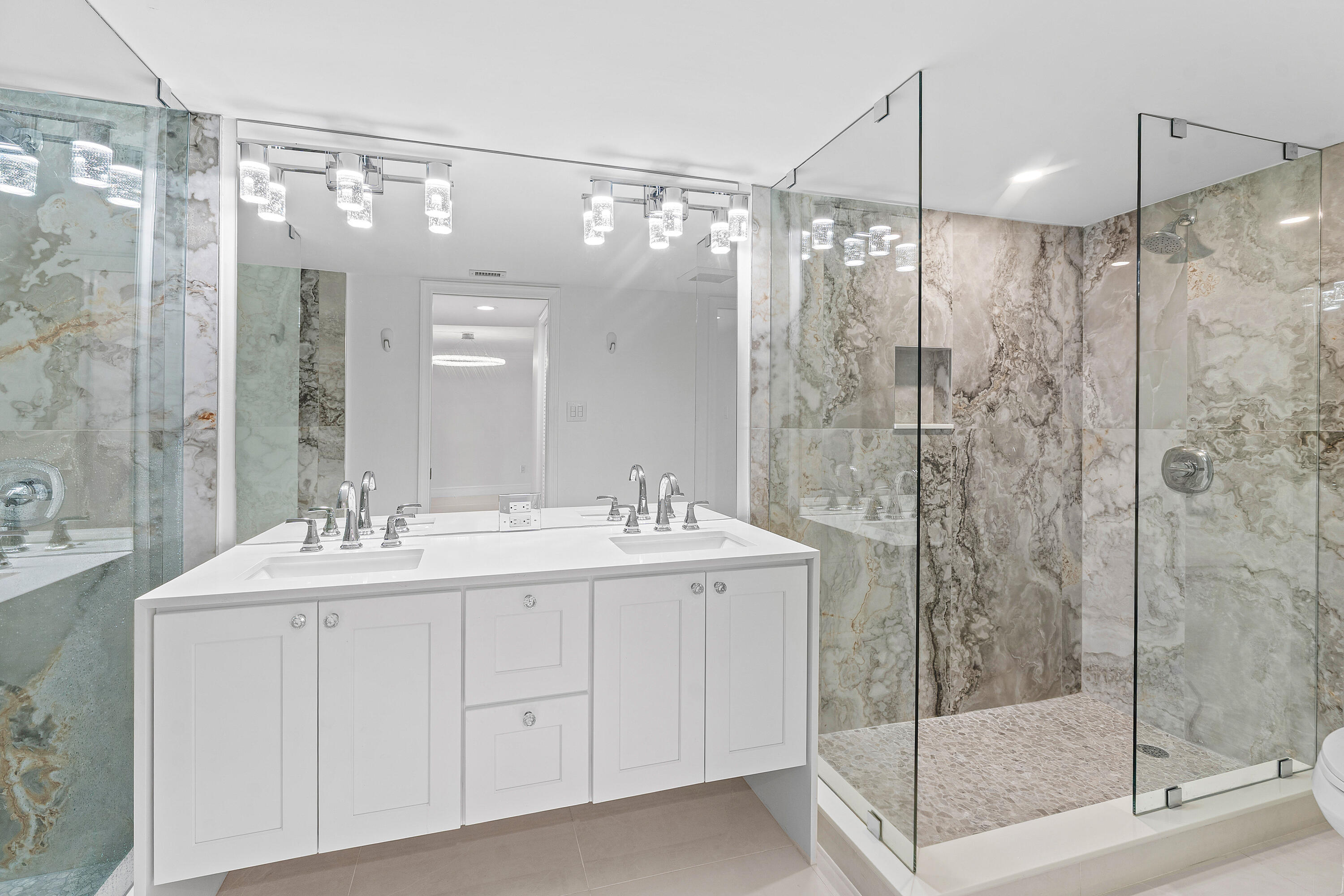EASTPOINTE CONDO - Residential