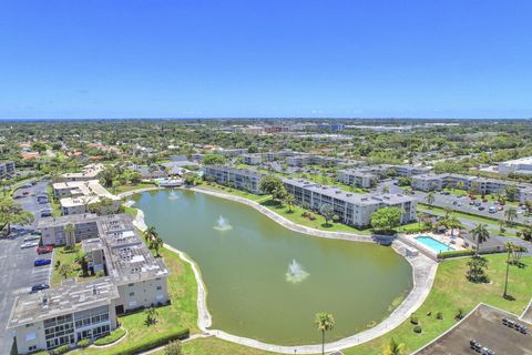 A home in Lake Worth